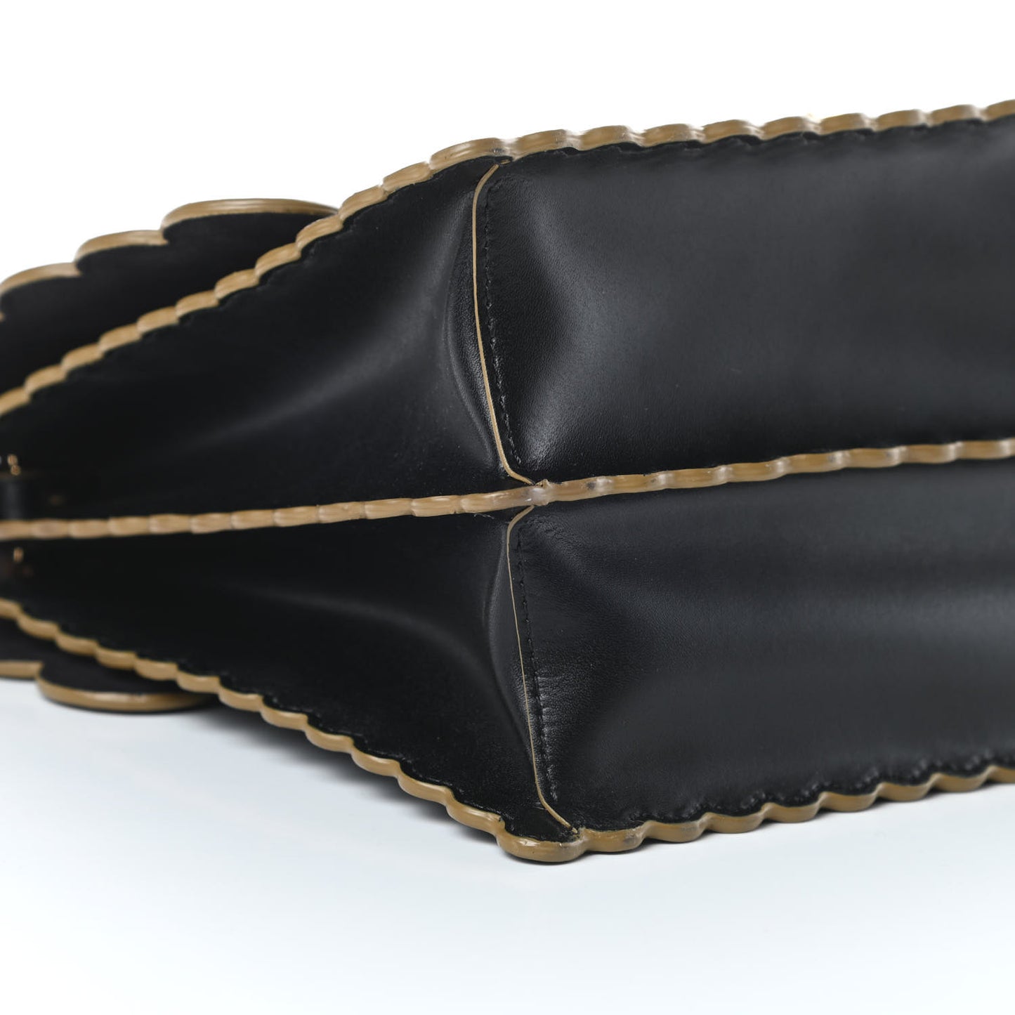 Vitello Liberty Scalloped Studded Kan I Shoulder Bag Black
