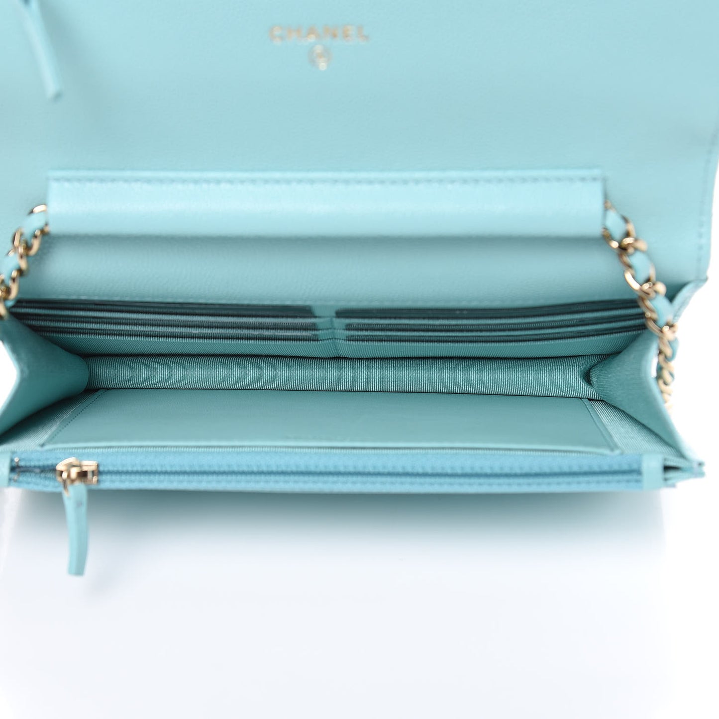 Caviar Quilted Wallet On Chain WOC Light Blue