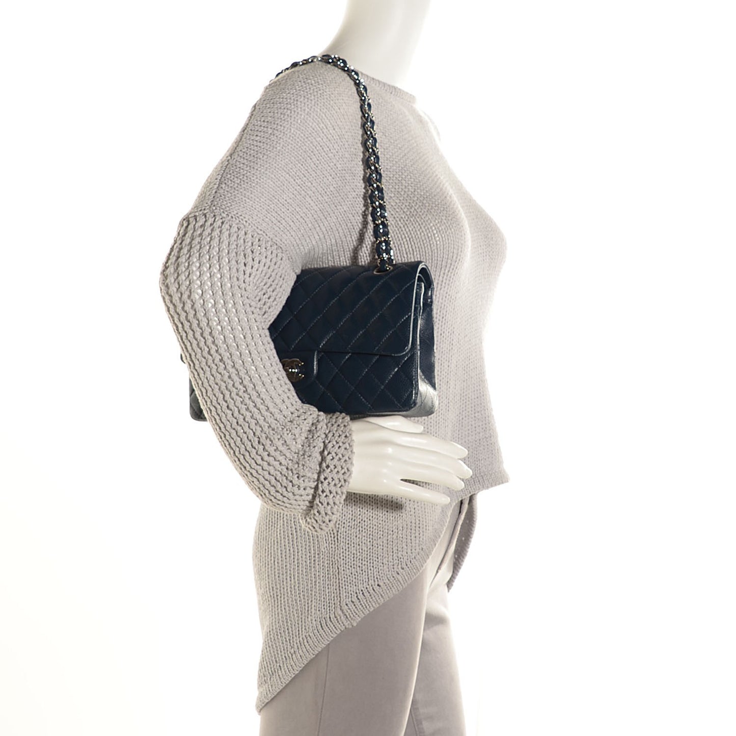 Caviar Quilted Medium Double Flap Navy