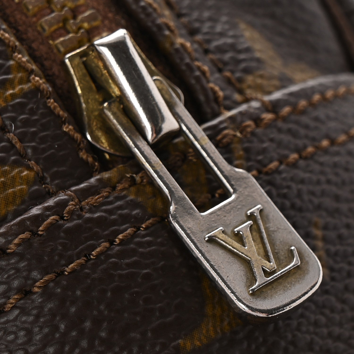 Louis Vuitton Monogram Trousse Toilette 28 8 of 10