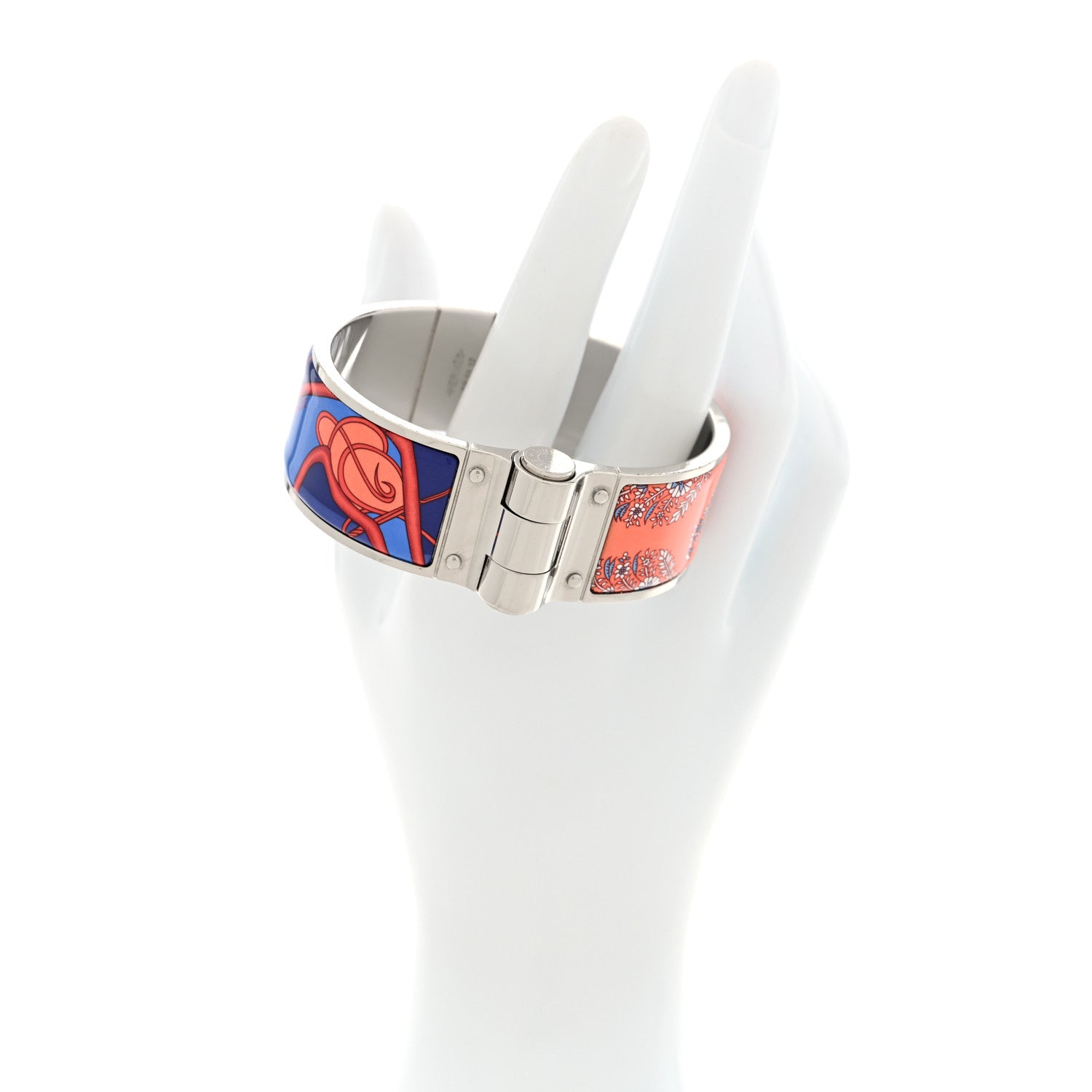 Hermes Enamel Printed Wide Coup De Fouet Au Bloc Hinged Bracelet M Rayon 2 of 5