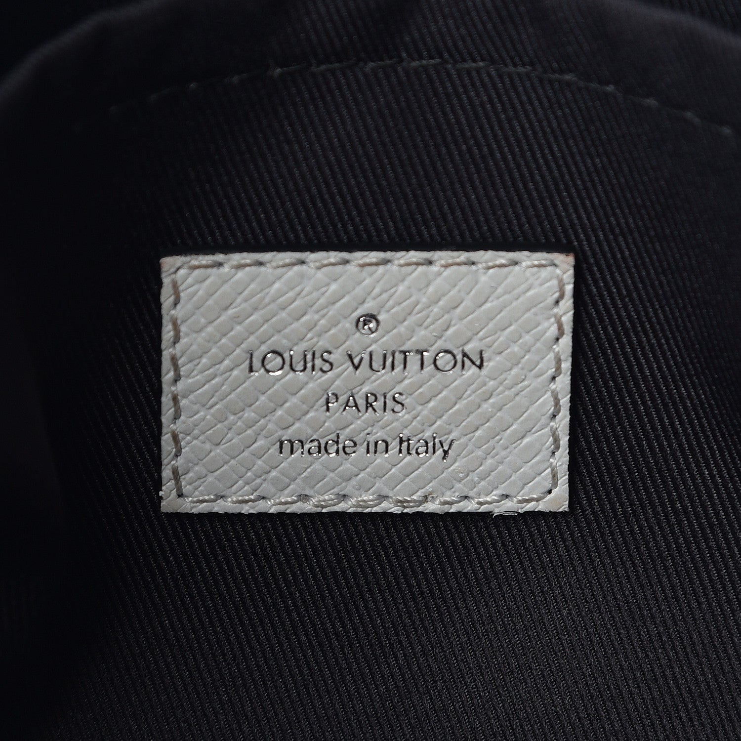 Louis Vuitton Taiga Monogram Outdoor Messenger White 6 of 14