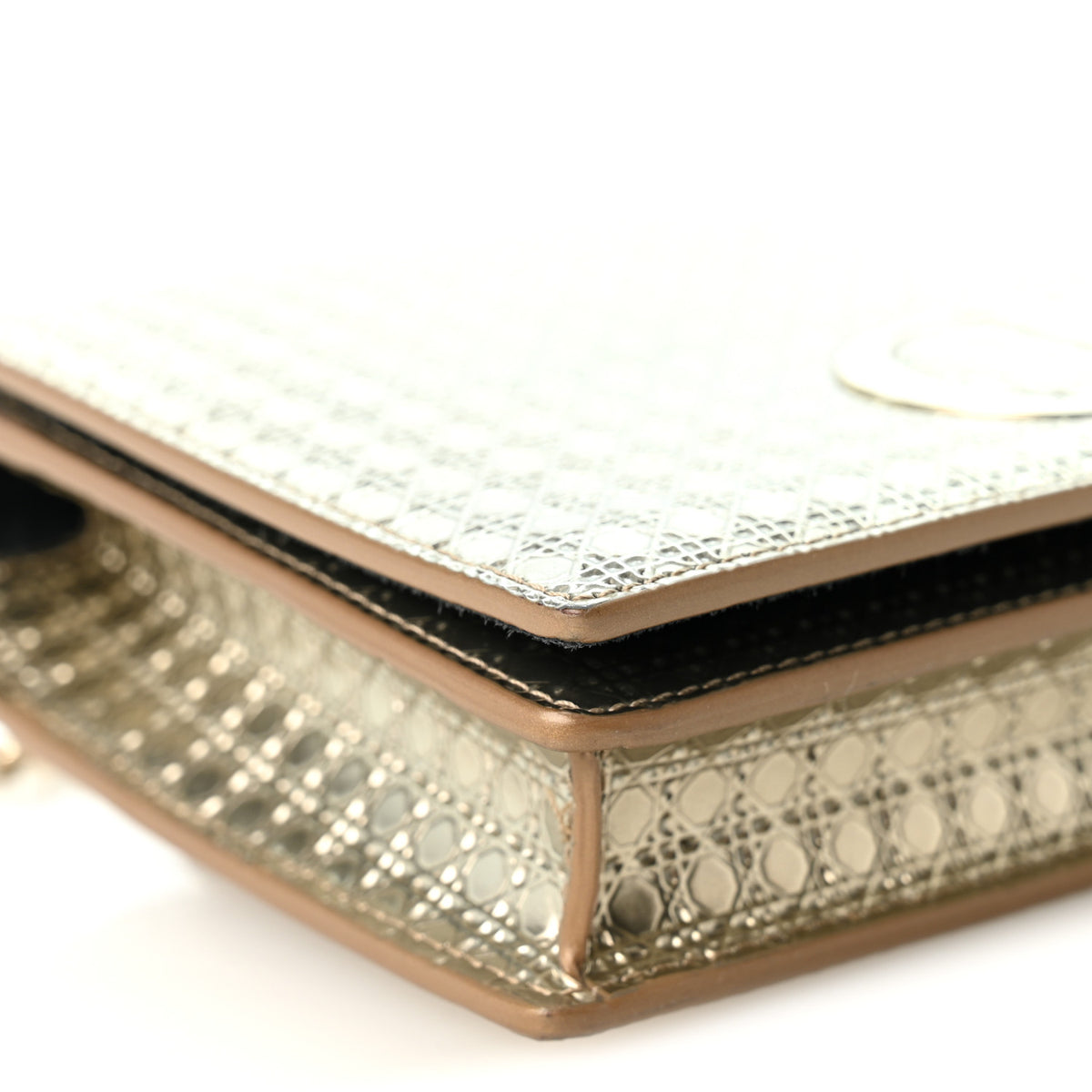 Metallic Patent Micro-Cannage 30 Montaigne 2 in 1 Pouch Gold