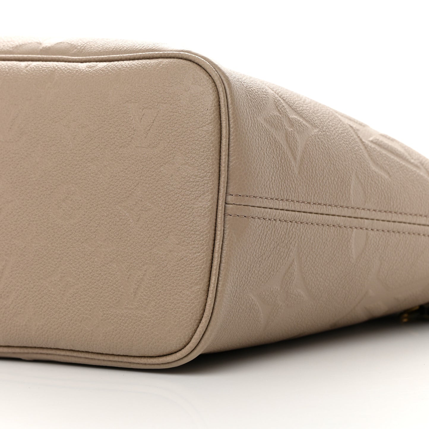Empreinte Monogram Giant Neverfull MM Tourterelle