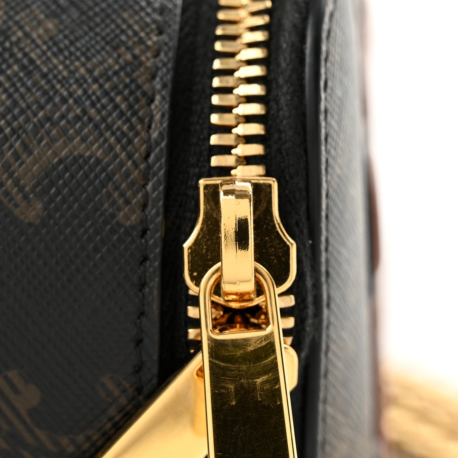 Celine Triomphe Canvas Calfskin Cuir Box On Chain Tan 10 of 10