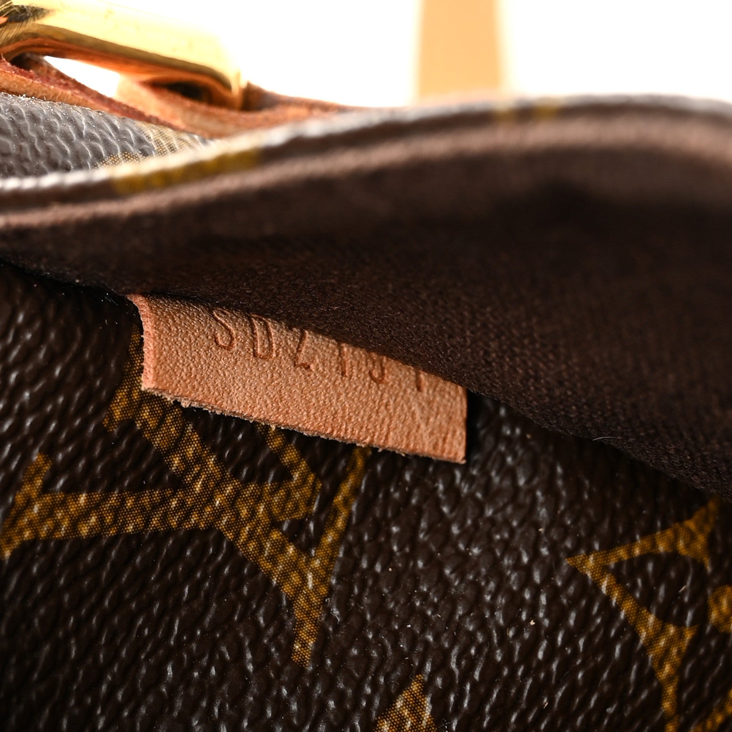 Louis Vuitton Monogram Menilmontant PM 7 of 16