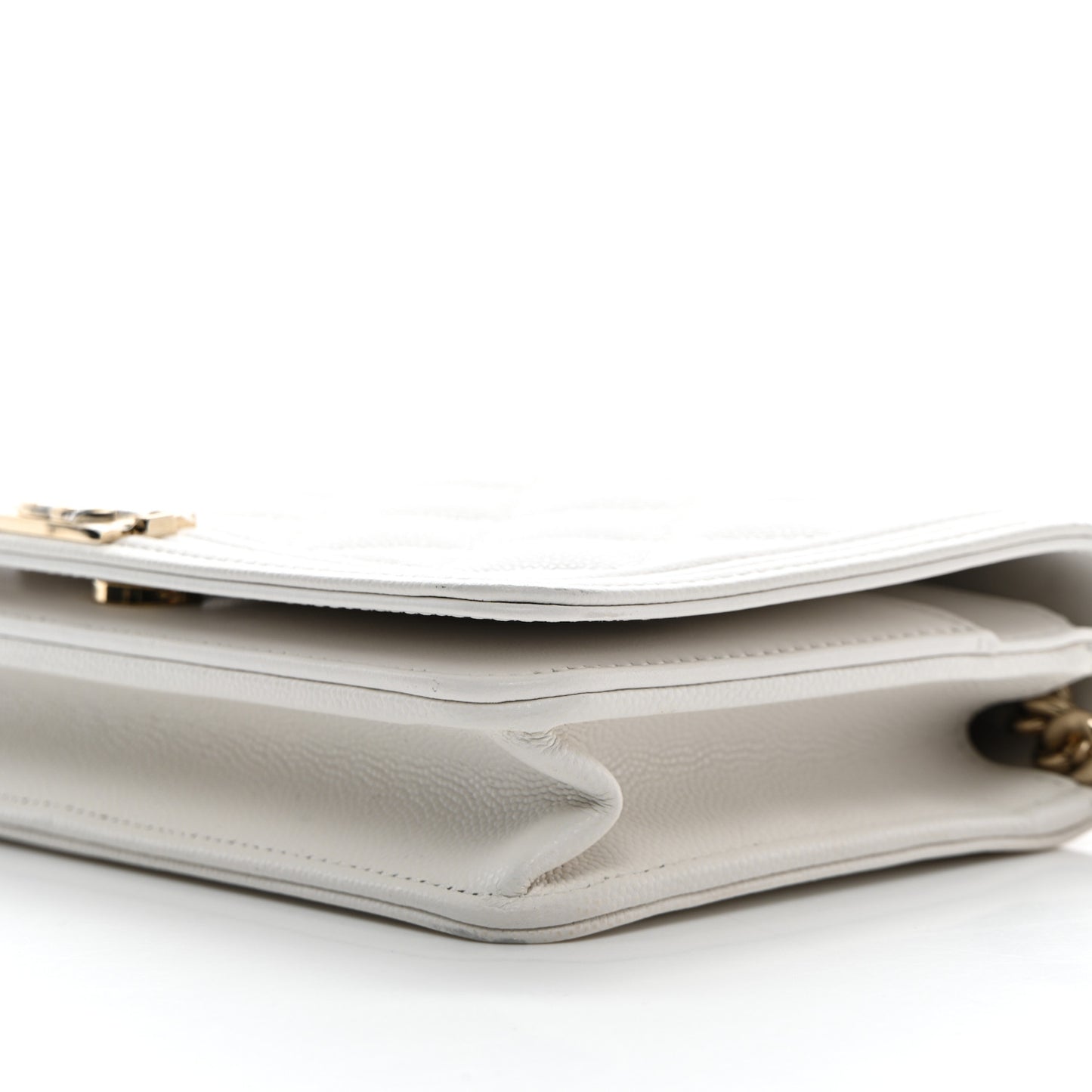 Caviar Quilted Boy Wallet On Chain WOC White