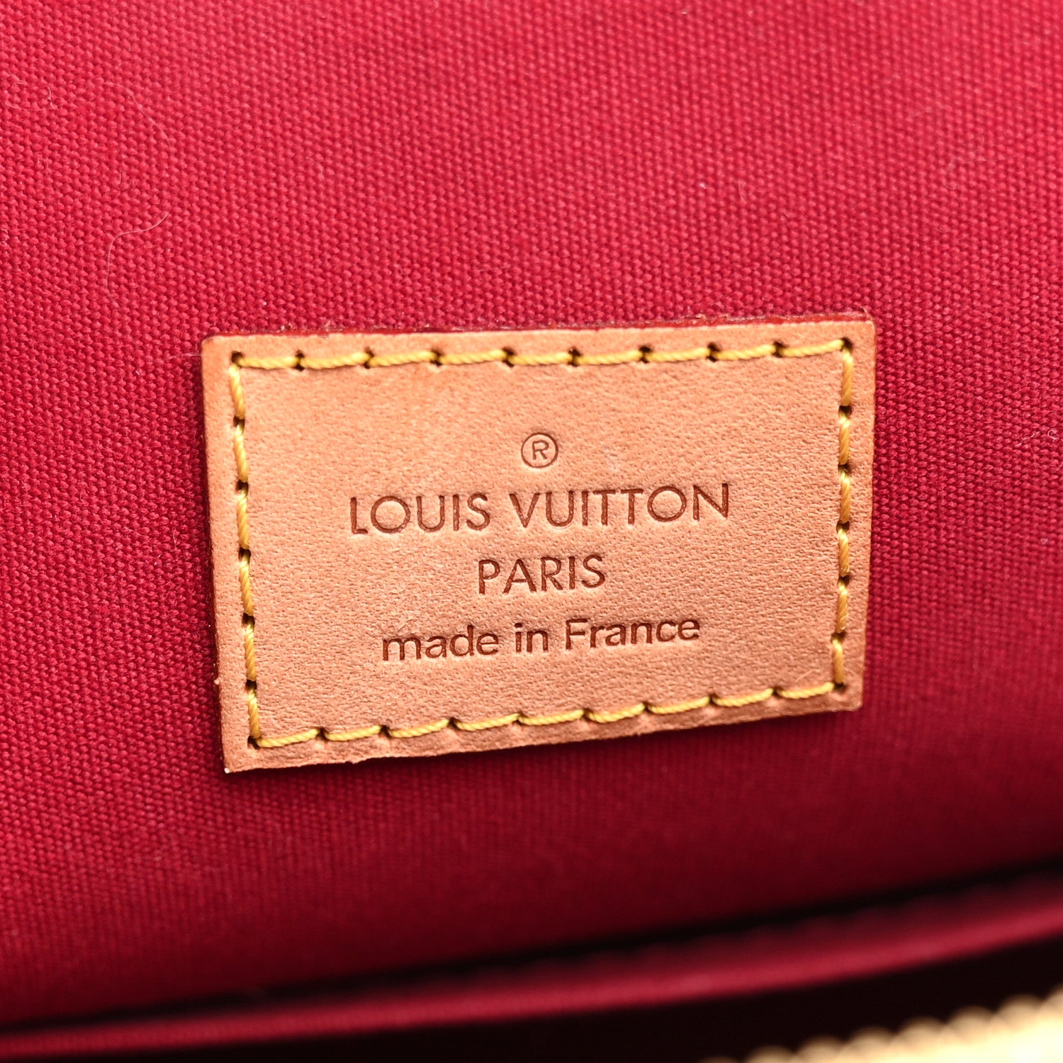 Louis Vuitton Vernis Alma MM Pomme D'Amour 6 of 11