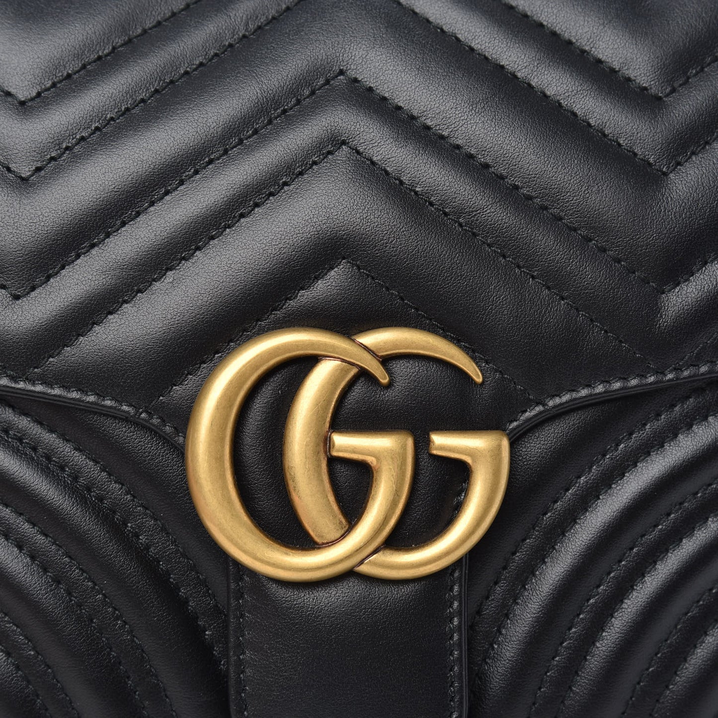 Calfskin Matelasse Sylvie Web Small GG Marmont Top Handle Shoulder Bag Black