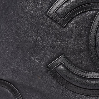 Chanel Washed Calfskin Tote Black 18 of 21