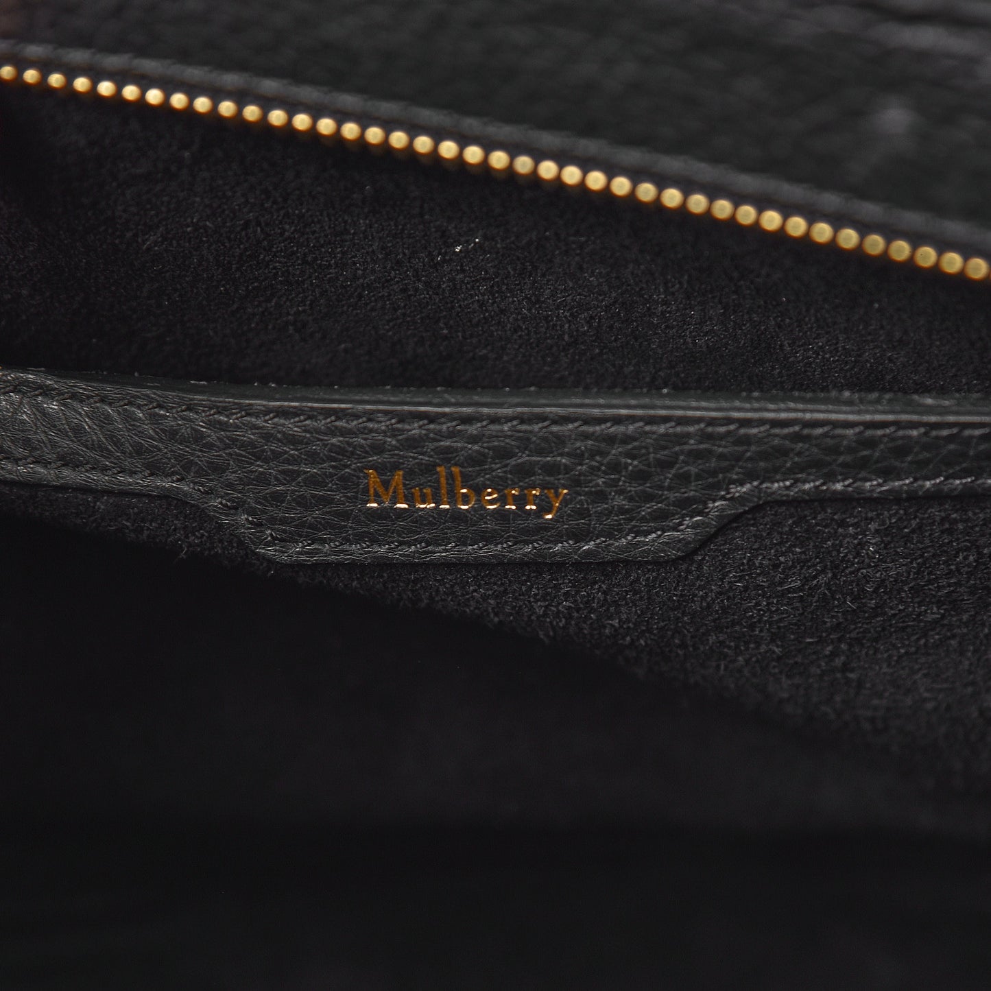 Classic Grain Small Bayswater Zip Tote Black