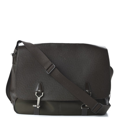 Louis Vuitton Taiga Dersou Messenger Bag Grizzli 1 of 12