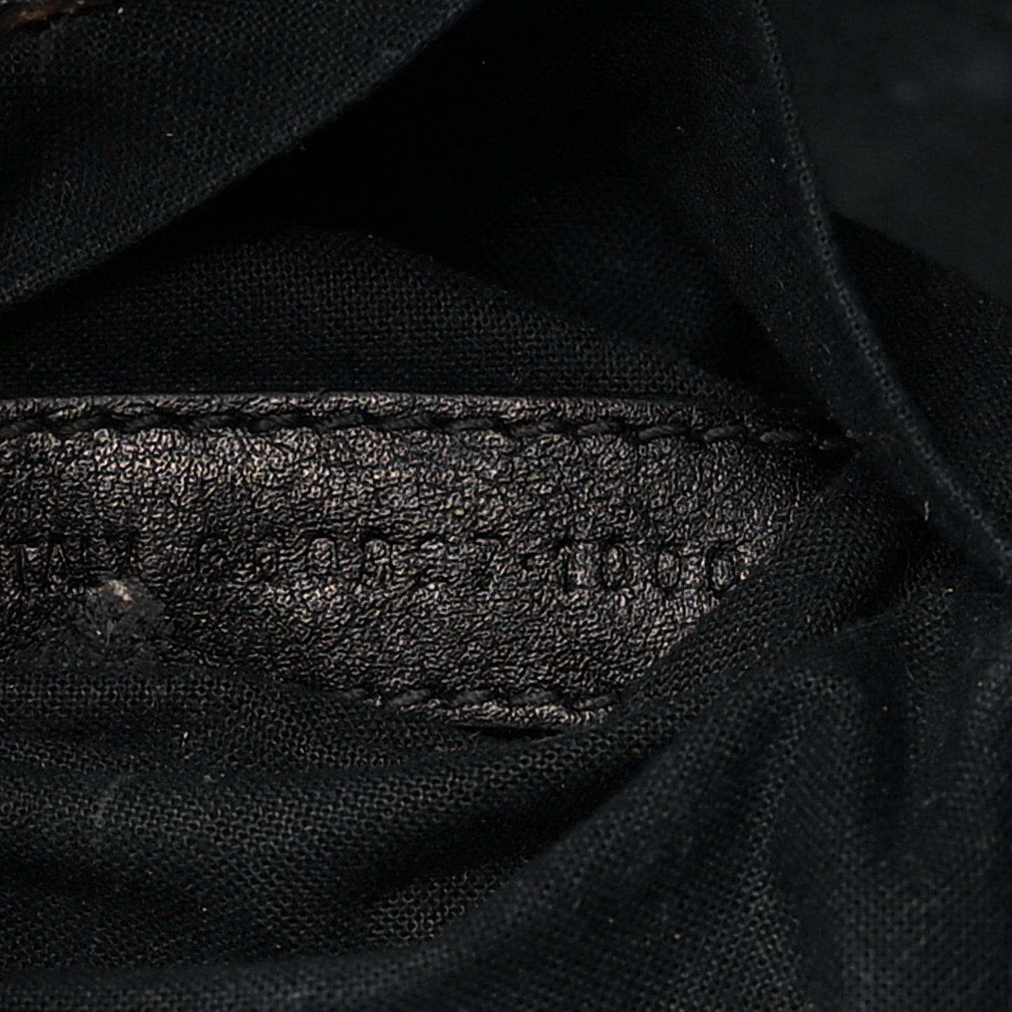 Nappa Calfskin Quilted Touch B Bucket Bag Black