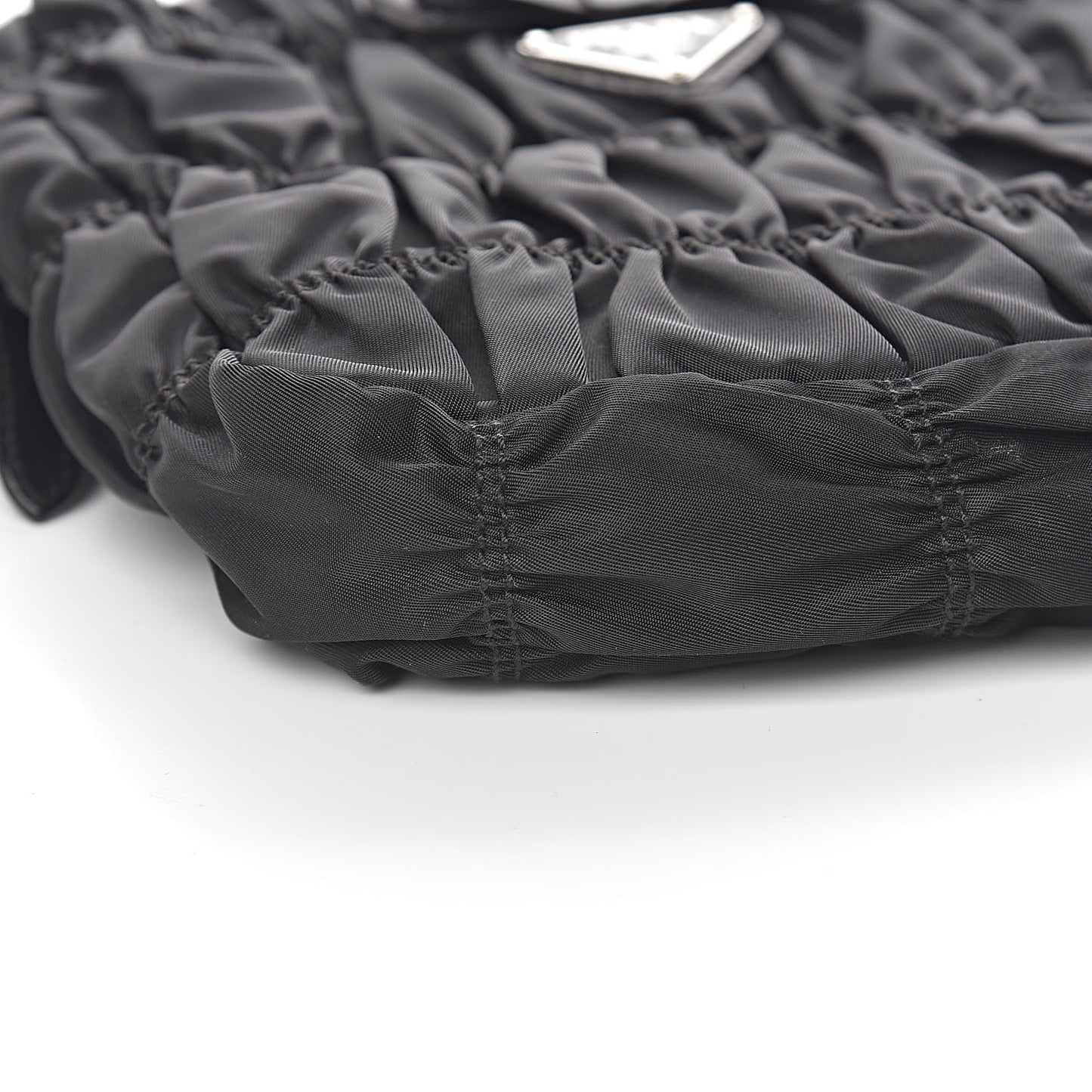 Tessuto Nylon Gaufre Tote Black