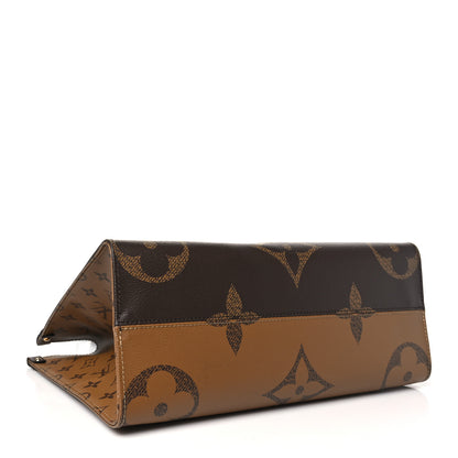 Louis Vuitton Reverse Monogram Giant Onthego MM 3 of 9