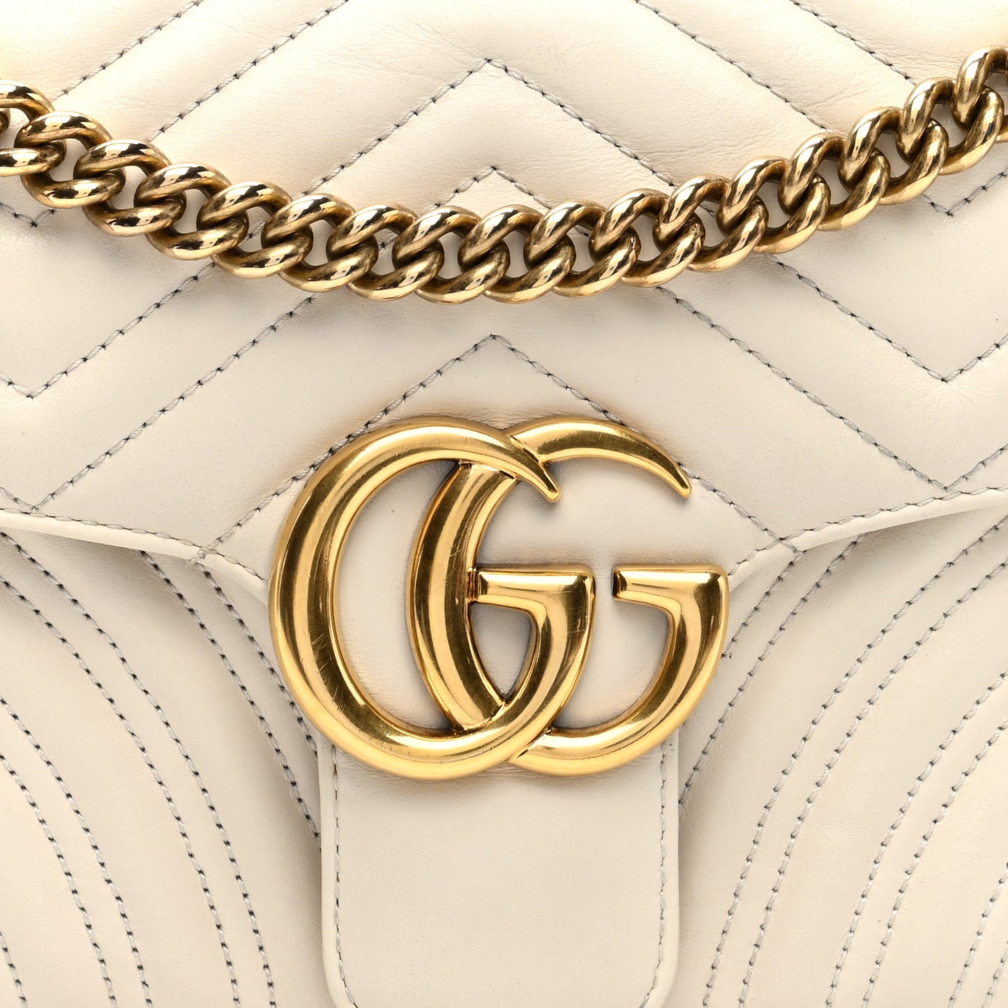 Calfskin Matelasse Small GG Marmont Shoulder Bag White