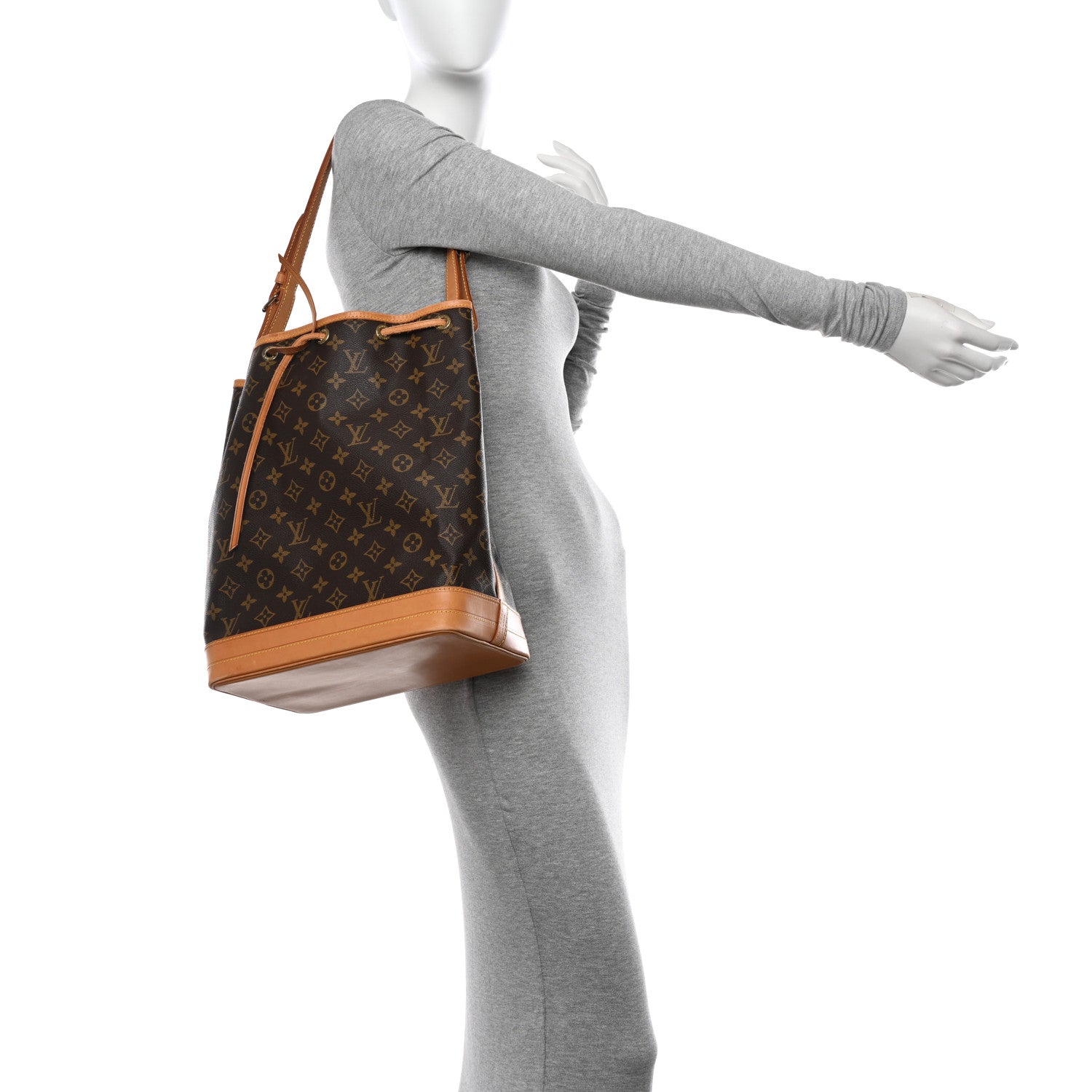 Louis Vuitton Monogram Noe 2 of 14