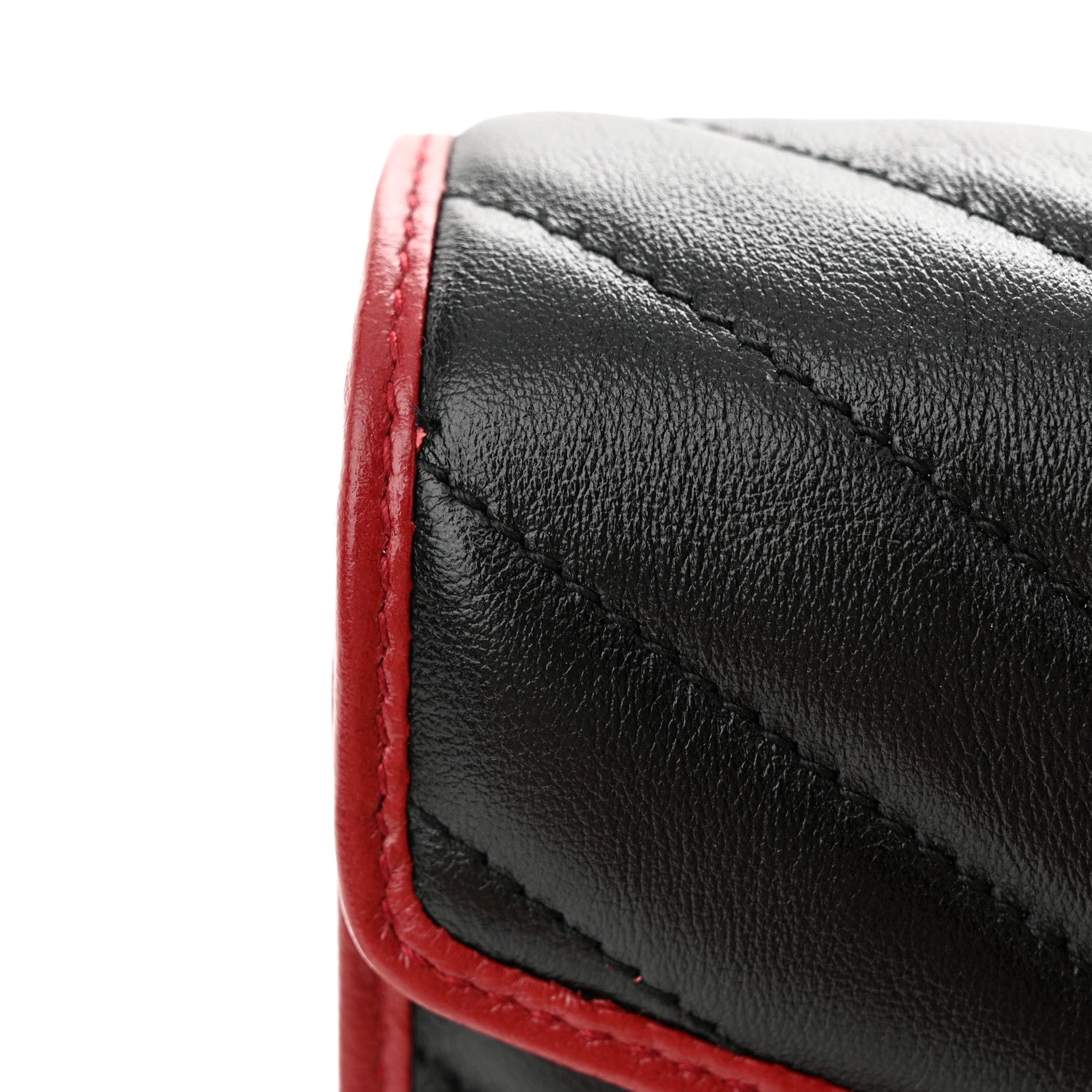 Gucci Vintage Effect Calfskin Matelasse Diagonal Torchon GG Marmont Chain Wallet Black Romantic Cherry 10 of 11