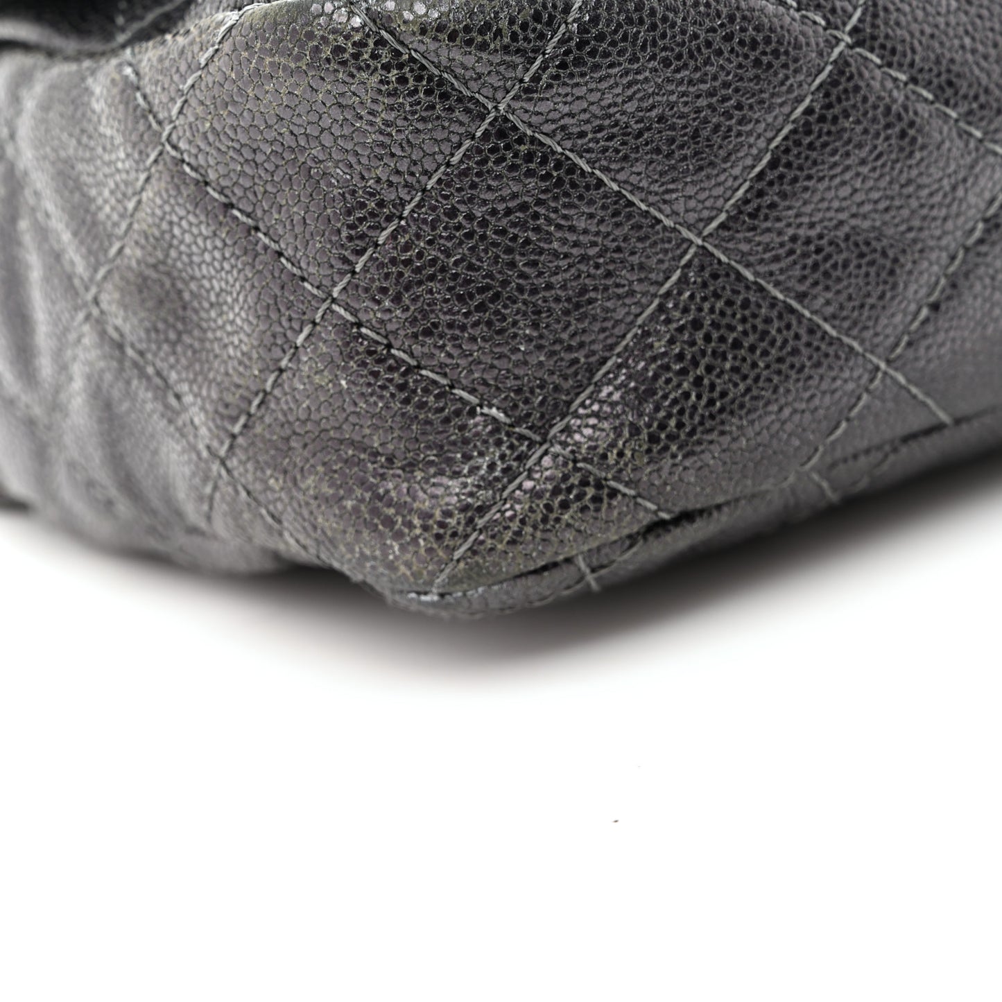 Iridescent Caviar Quilted Jumbo Easy Flap Silver