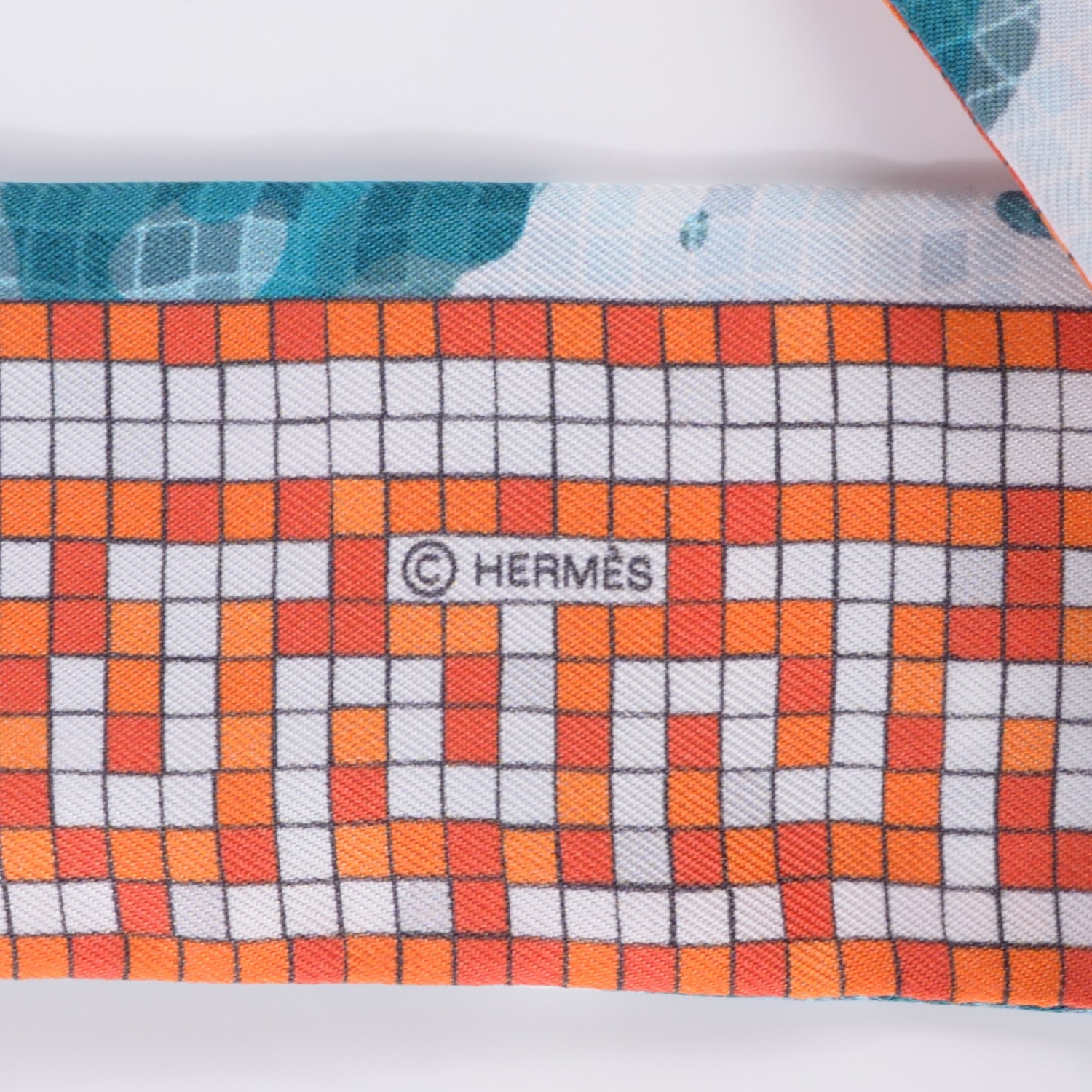 Hermes Silk a Beverly Hills Twilly 5 of 6