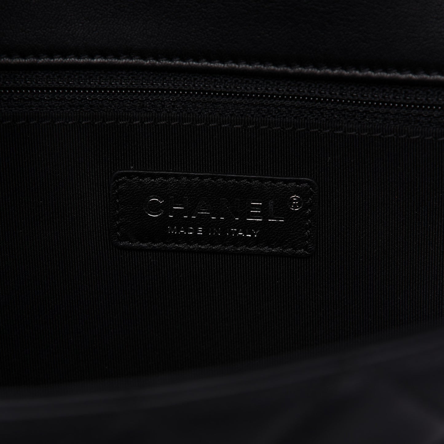 Lambskin Quilted Jumbo Cuba Color Flap Black