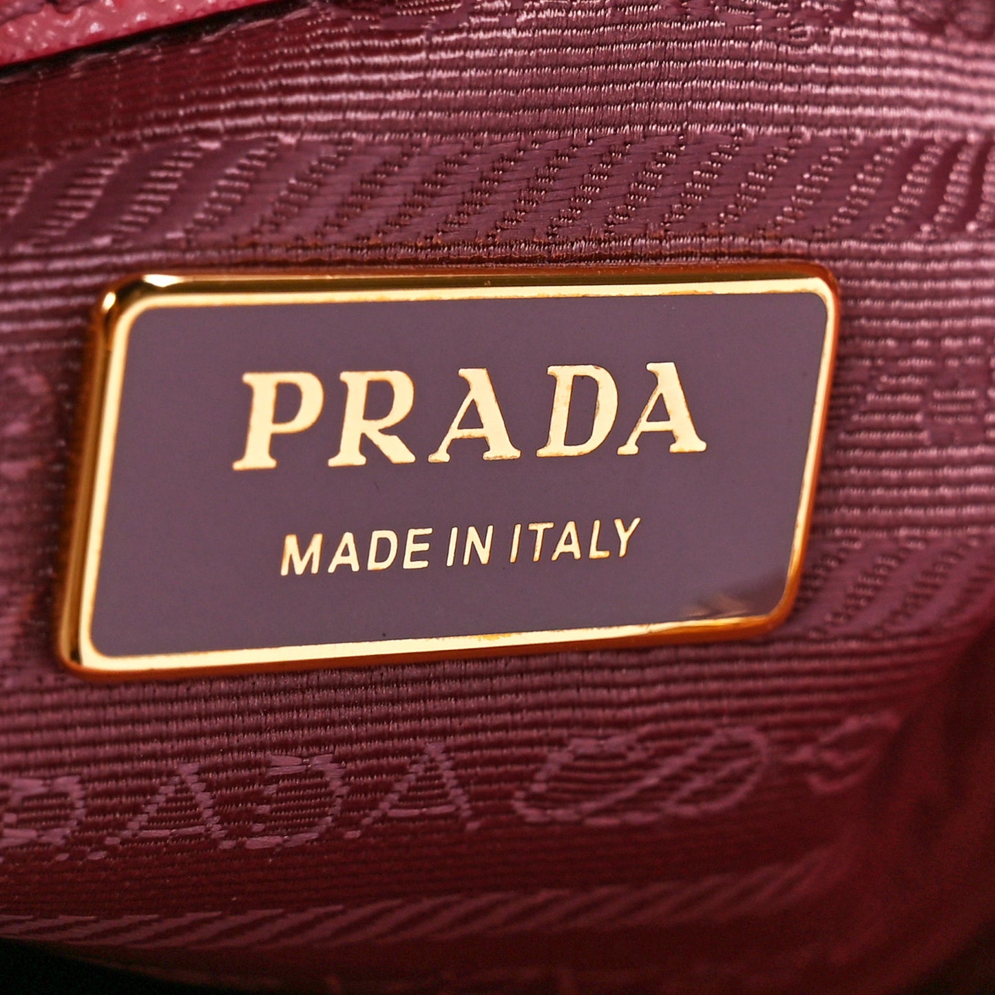 Saffiano Lux Medium Tote Petalo