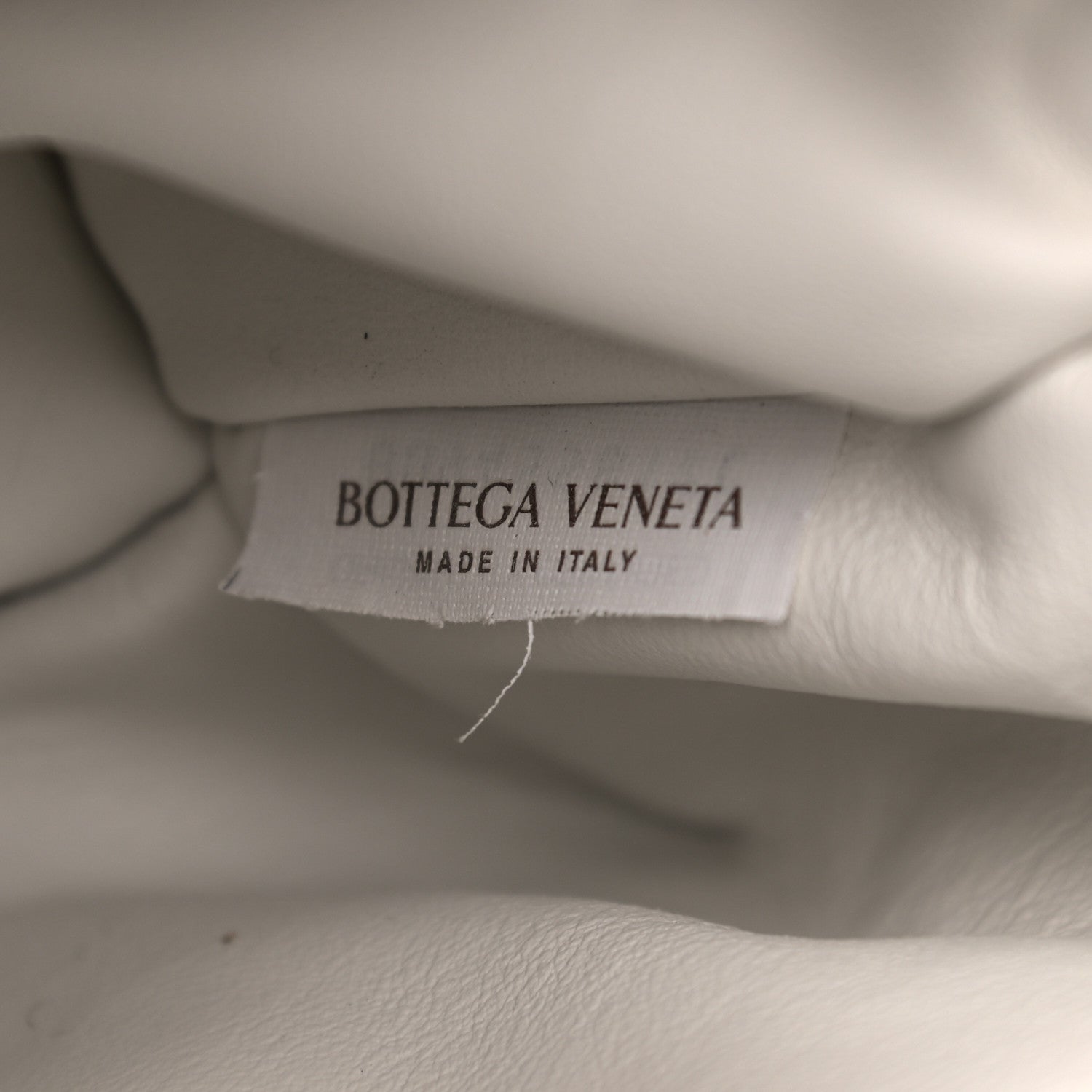 Bottega Veneta Shearling Lambskin The Pouch Chain White 6 of 9