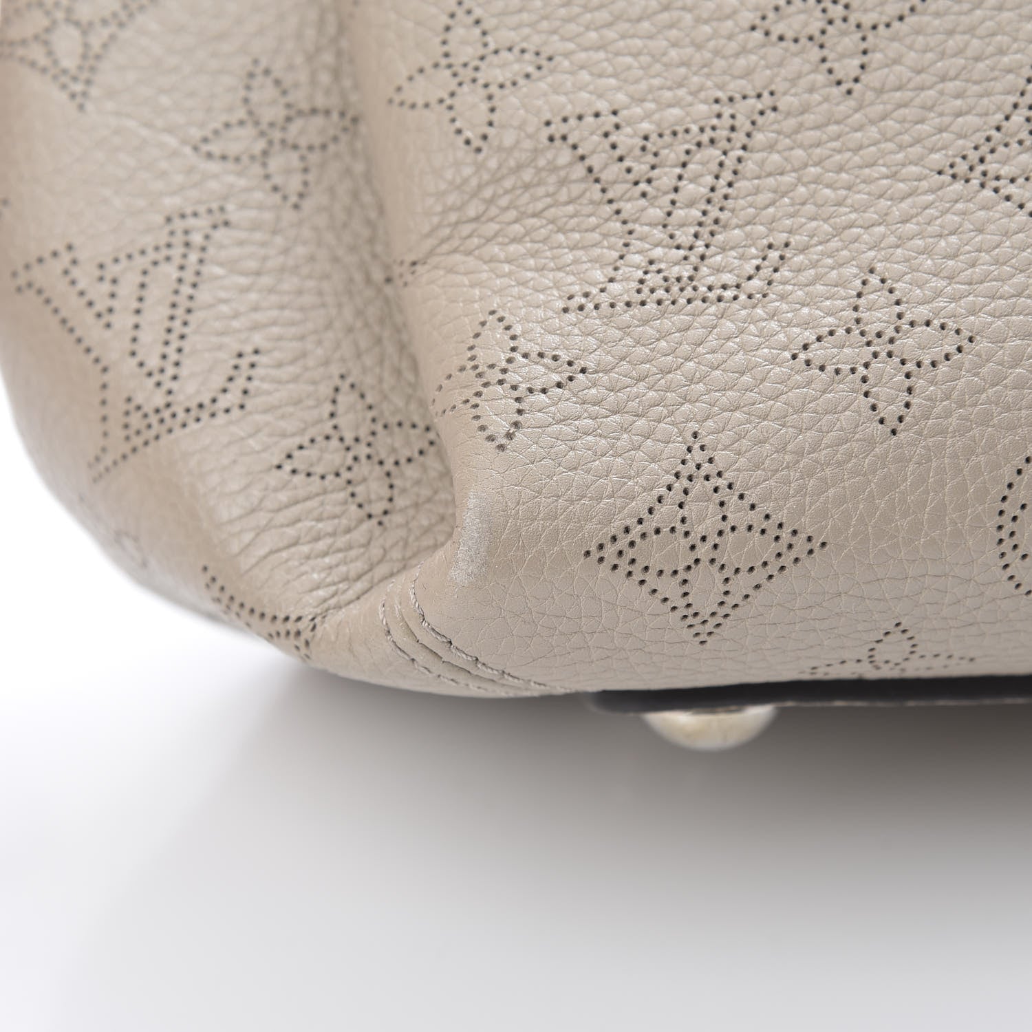 Louis Vuitton Mahina Babylone Chain BB Galet 14 of 15