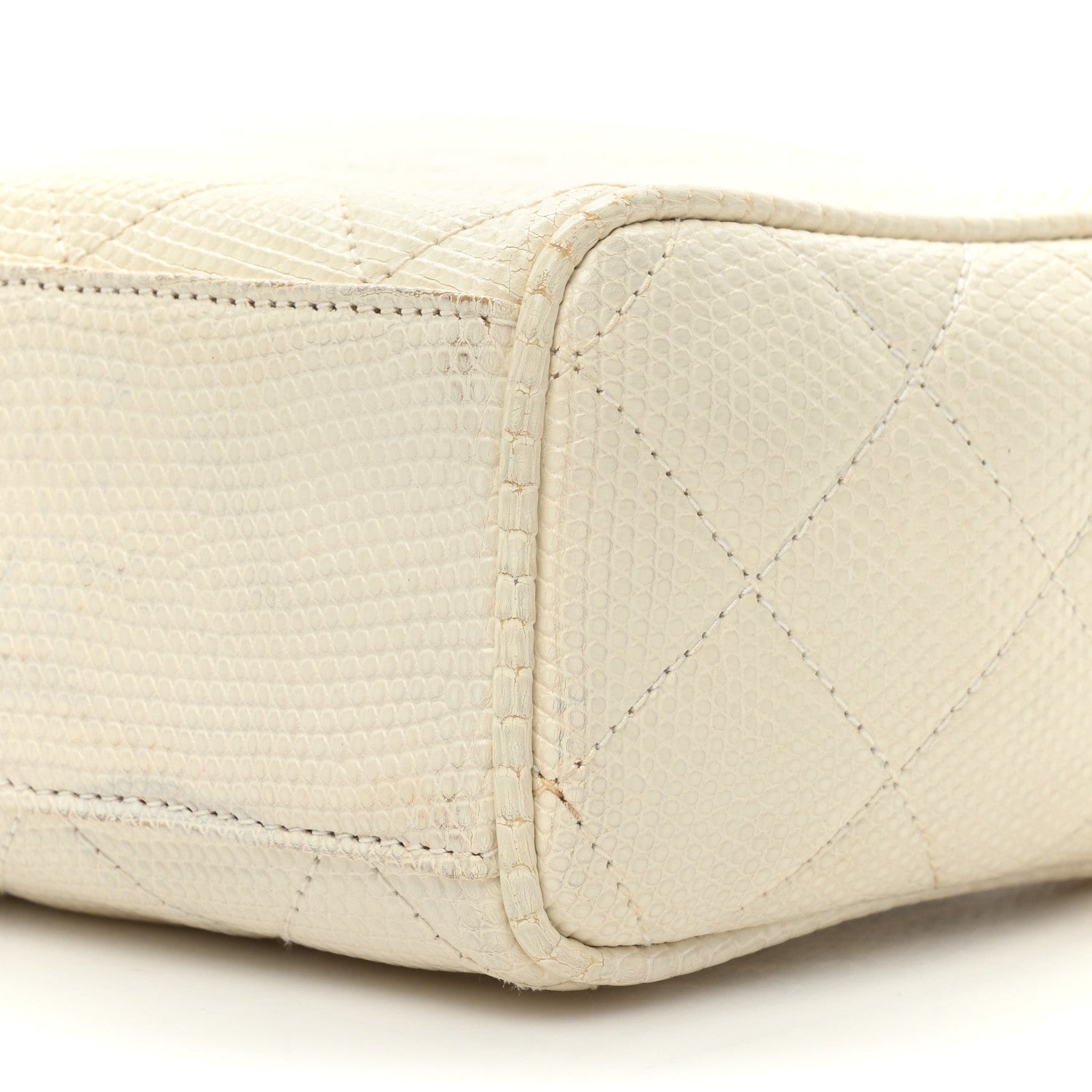 Chanel Lizard Diamond Quilted Tassel Camera Case White 10 of 21