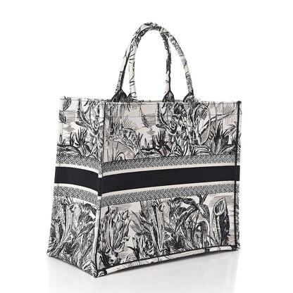 Christian Dior Canvas Embroidered Toile De Jouy Book Tote White Black 3 of 9