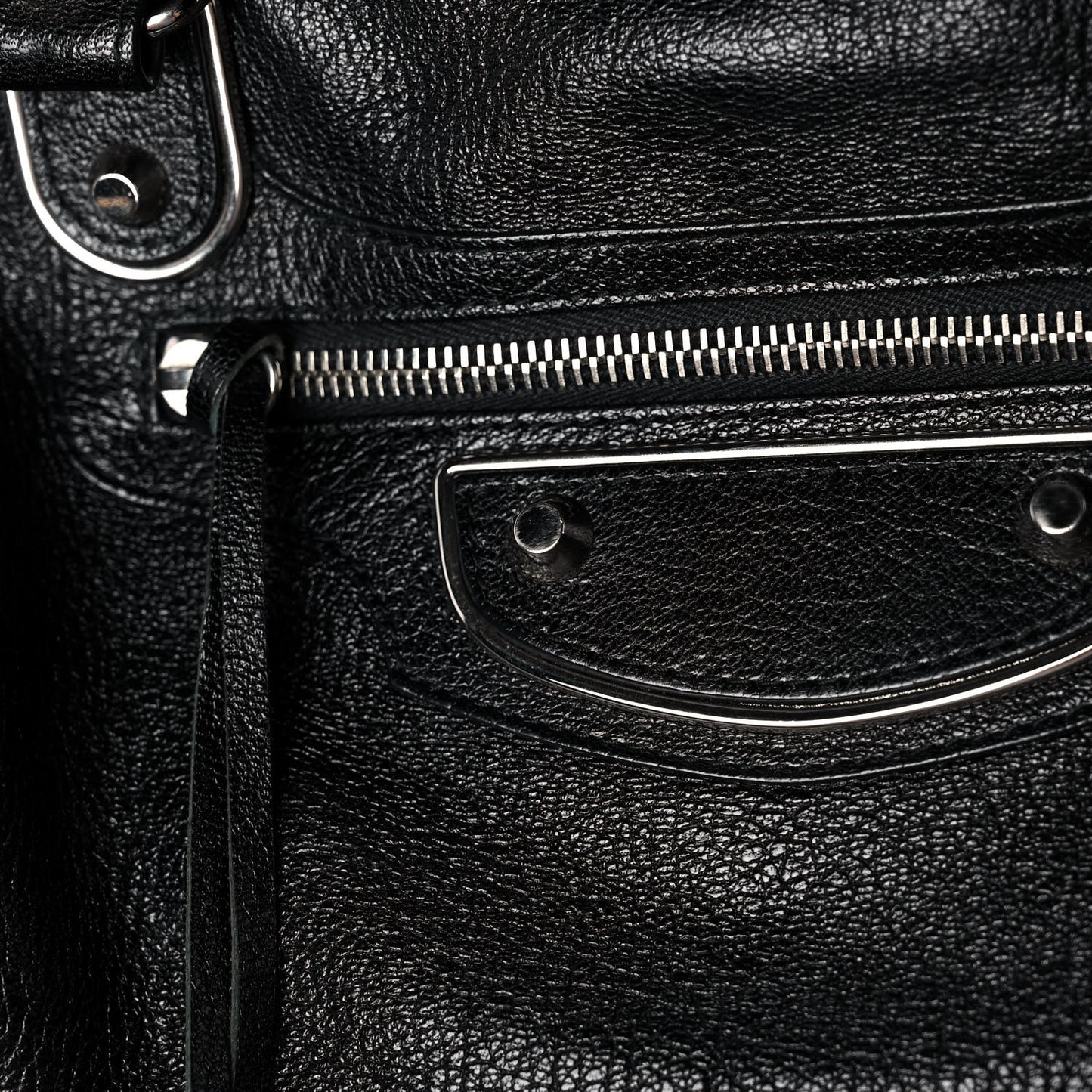 Chevre Silver Metallic Edge Hardware City Black