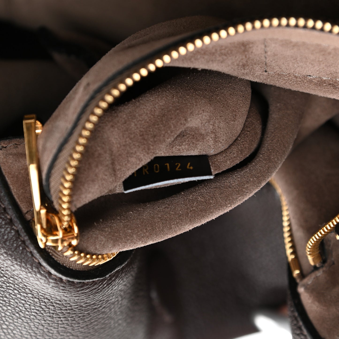 Veau Cachemire Monogram Tote W PM Chocolate