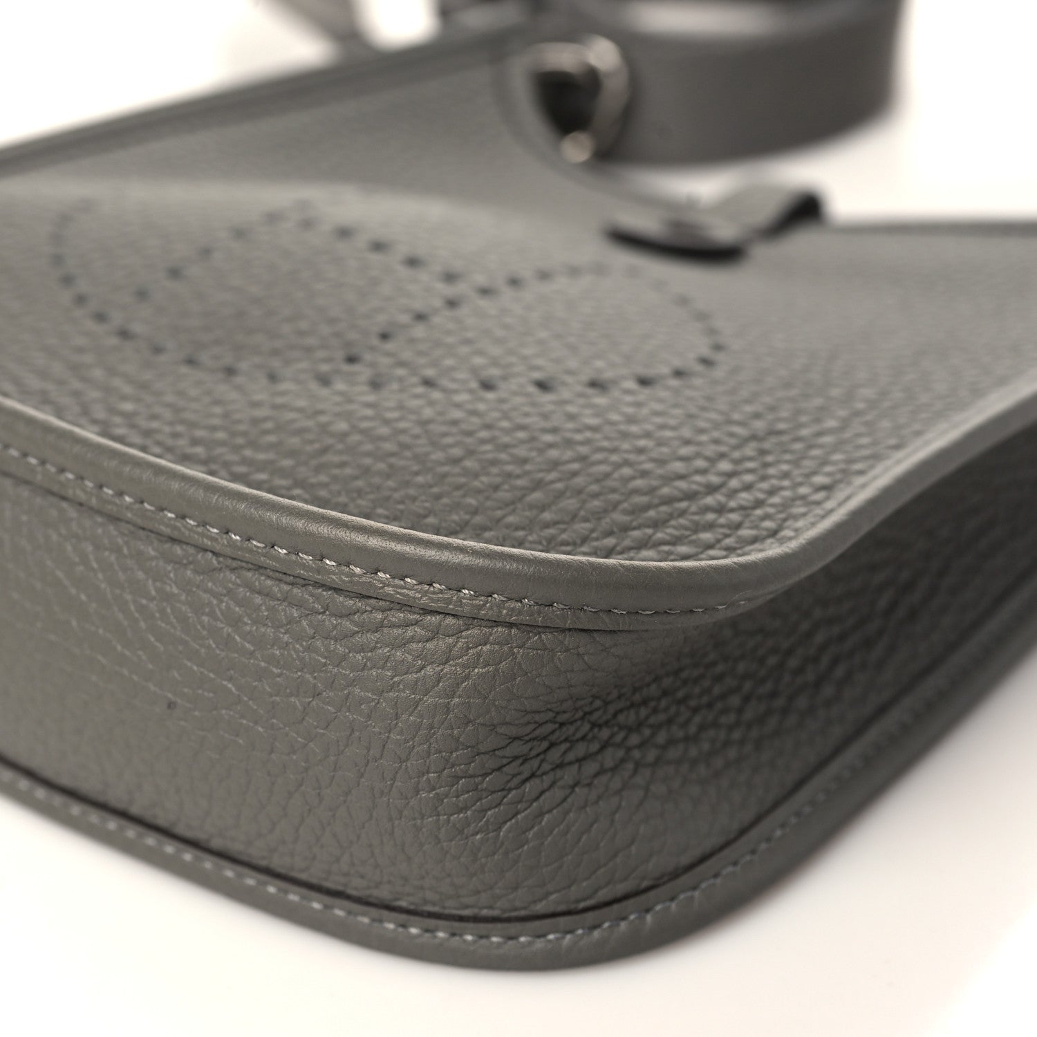 Hermes Taurillon Clemence Evelyne TPM Vert De Gris 9 of 10
