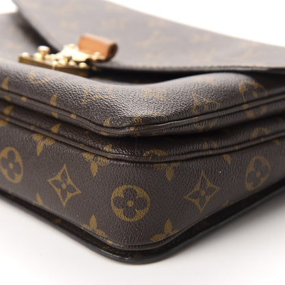 Louis Vuitton Monogram Pochette Metis 7 of 18
