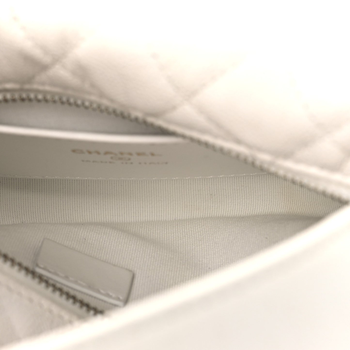 Shiny Caviar Quilted Bow Pouch Hobo White