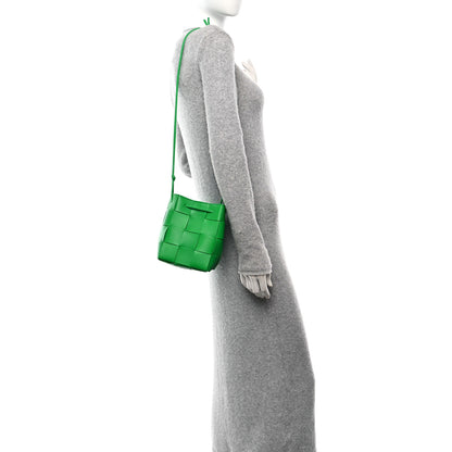 Bottega Veneta Nappa Maxi Intrecciato Small Cassette Bucket Bag Parakeet 2 of 9