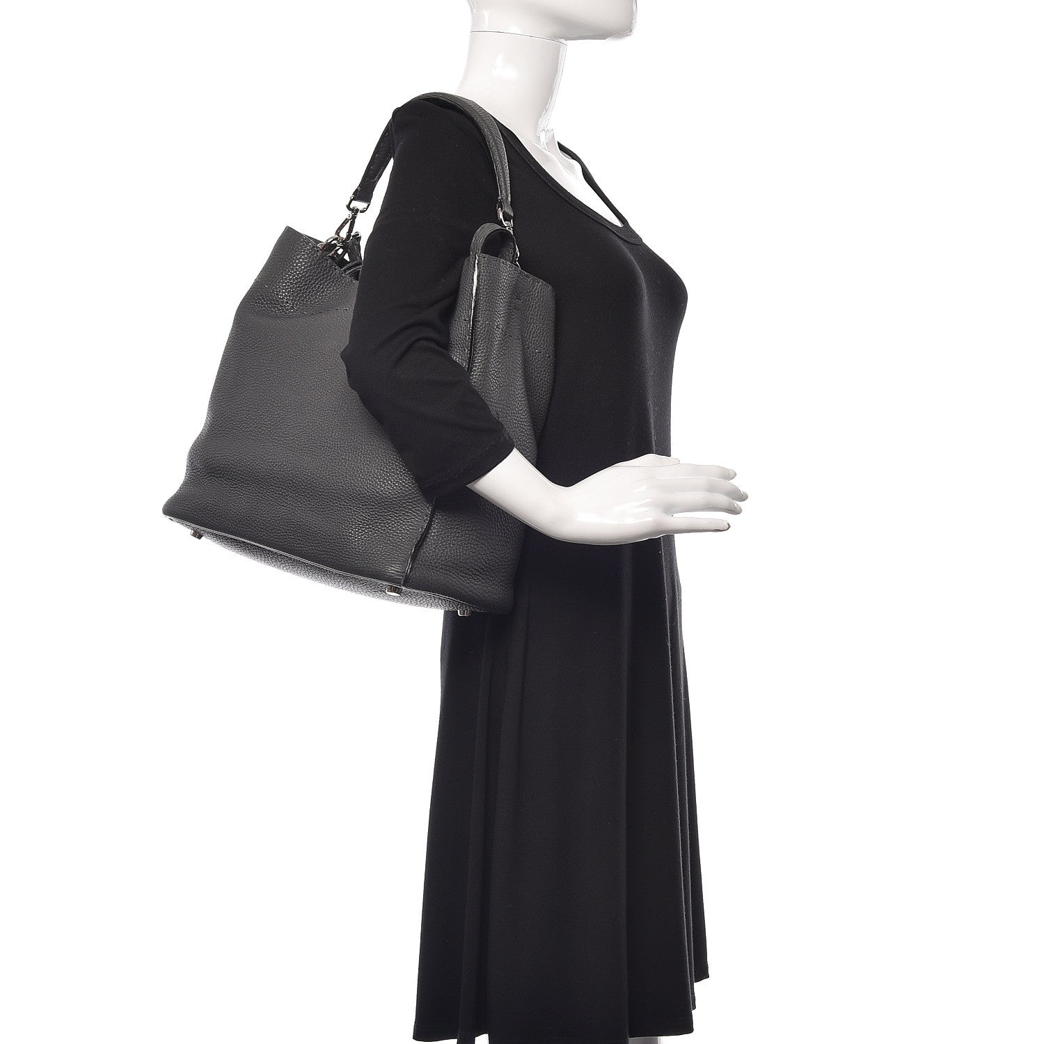 Fendi Cuoio Romano Selleria Large Anna Bucket Bag Asfalto 2 of 11