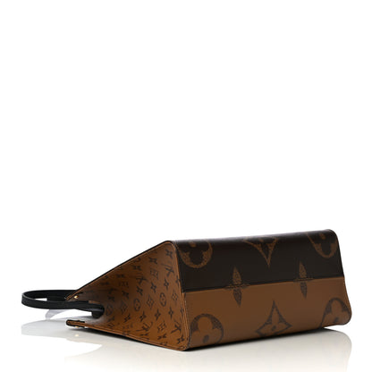 Louis Vuitton Reverse Monogram Giant Onthego MM 4 of 9