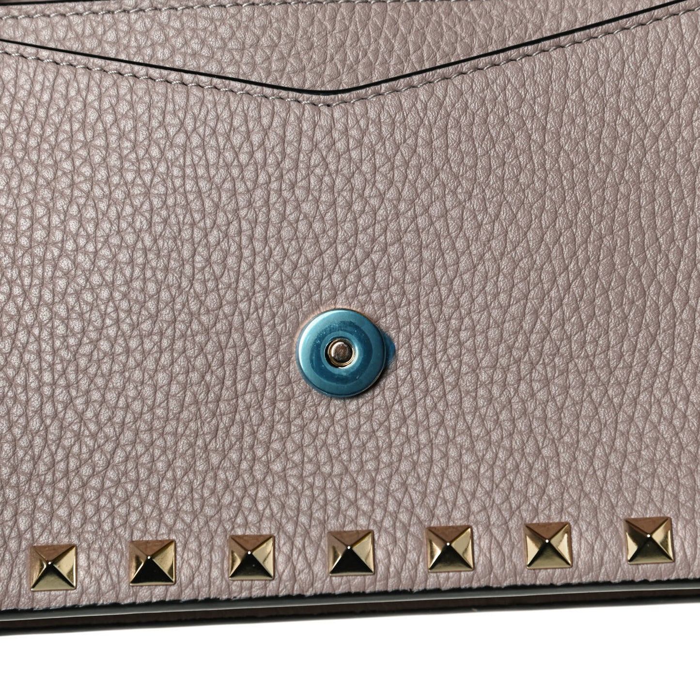 Pebbled Calfskin Rockstud Envelope Wallet on Chain Poudre