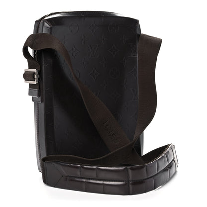 Louis Vuitton Monogram Glace Bobby Cafe 4 of 12