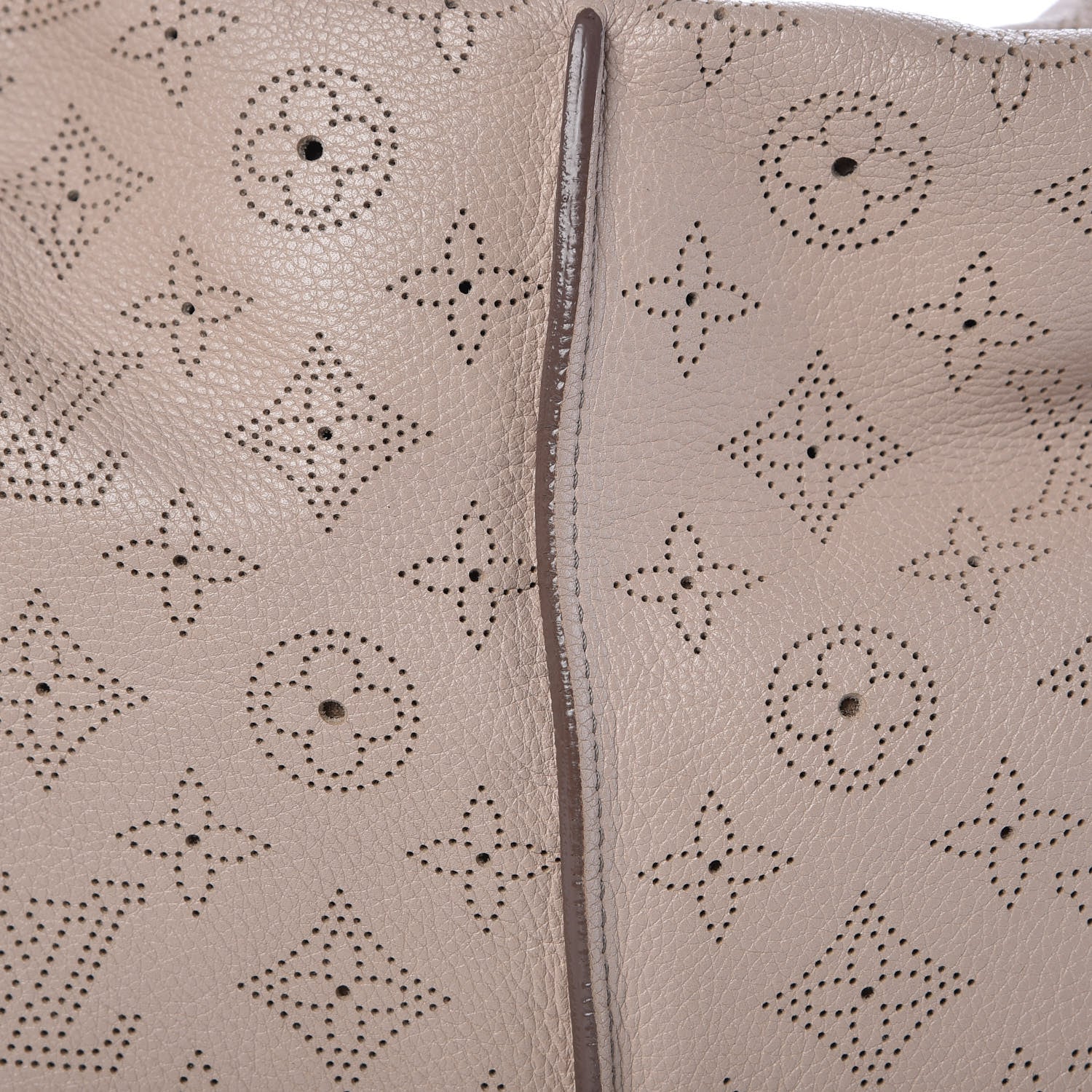 Louis Vuitton Mahina Selene PM Sandy 12 of 12