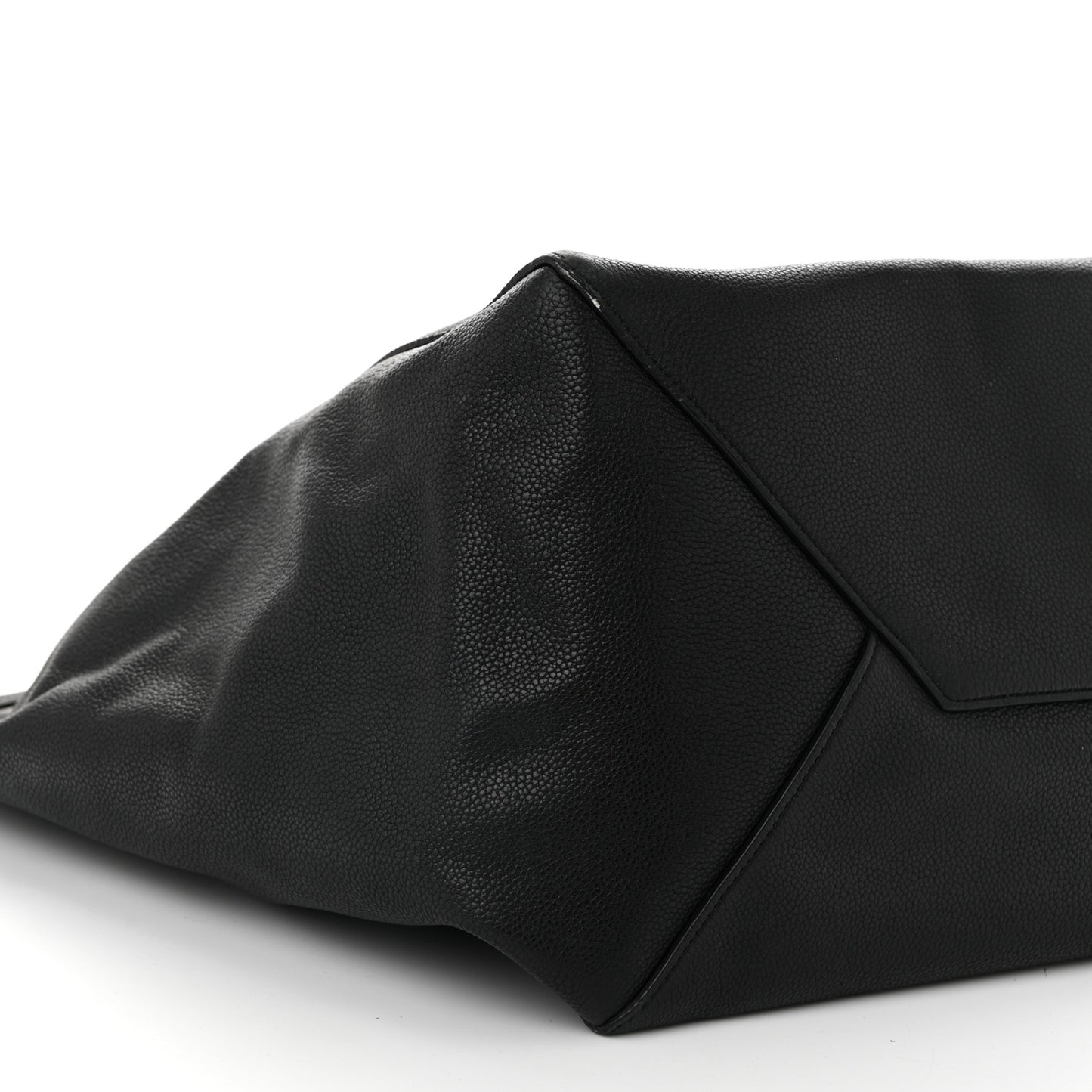 Soft Grained Calfskin Medium Belt Cabas Phantom Black