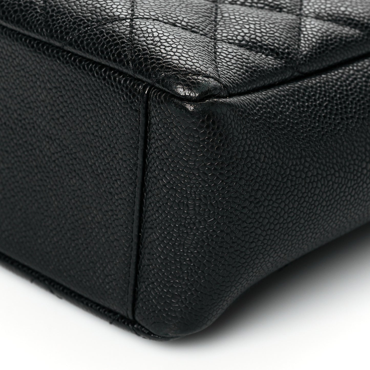 Caviar Quilted Petit Shopping Tote PST Black