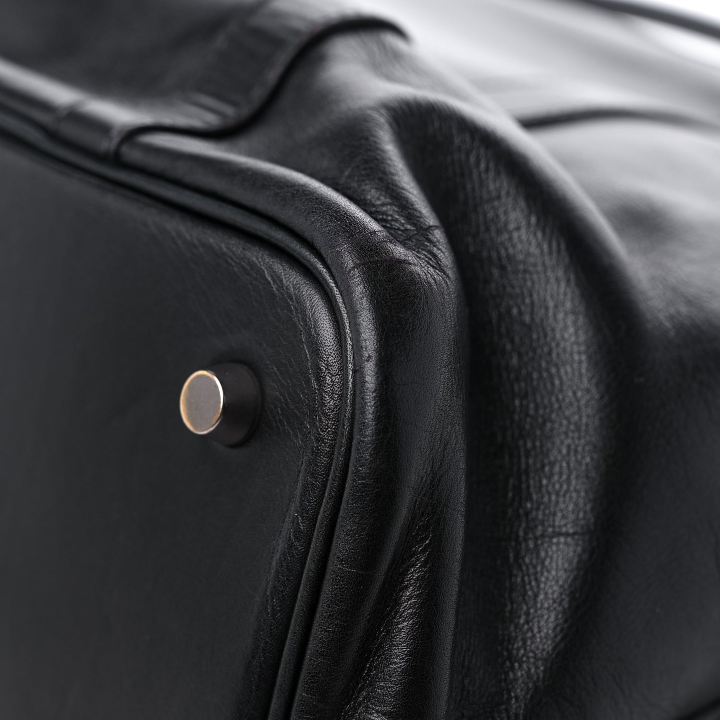 Swift Initiale Black