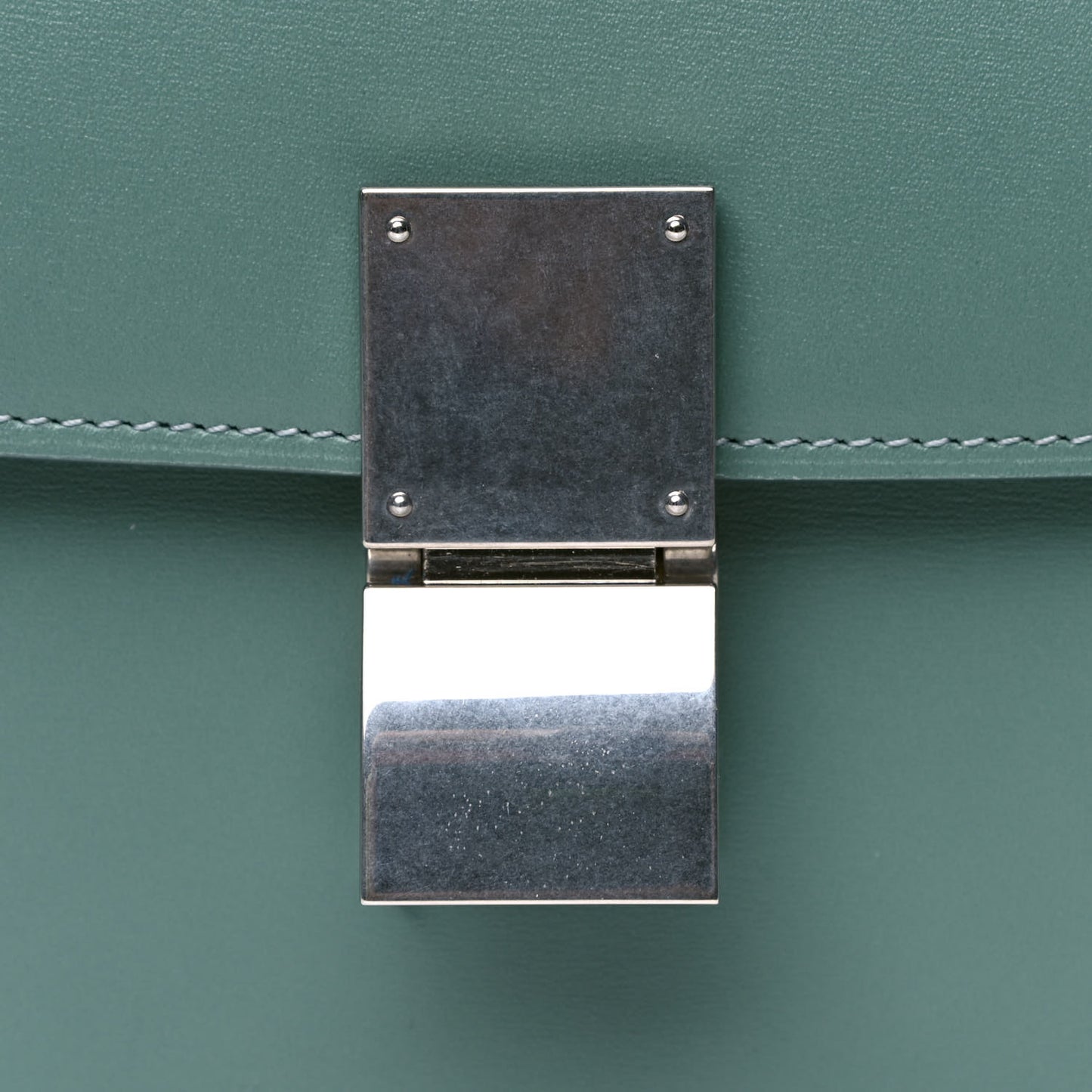 Box Calfskin Medium Classic Box Flap Bag Jade