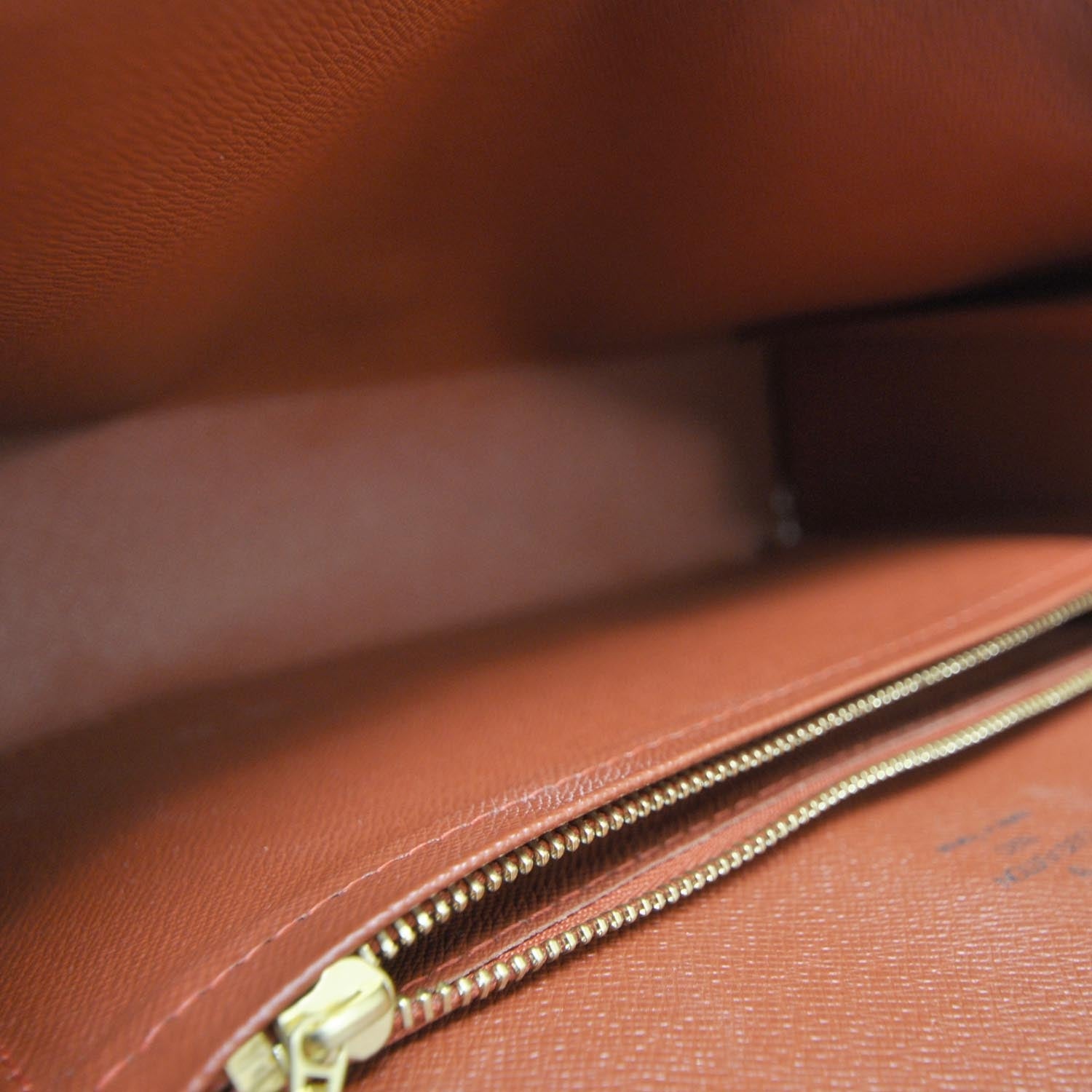 Louis Vuitton Damier Ebene Tribeca Long 6 of 9