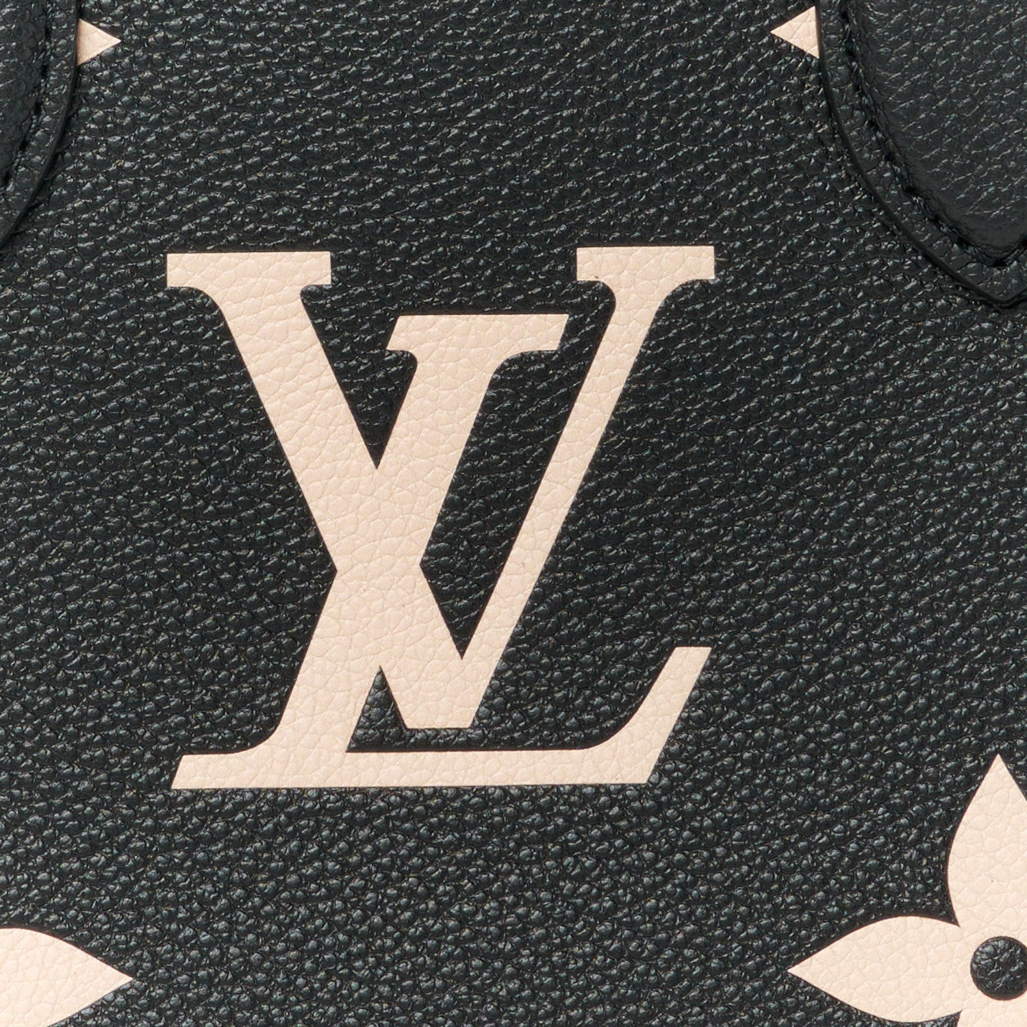 Louis Vuitton Empreinte Monogram Giant Onthego PM Black Beige 8 of 10