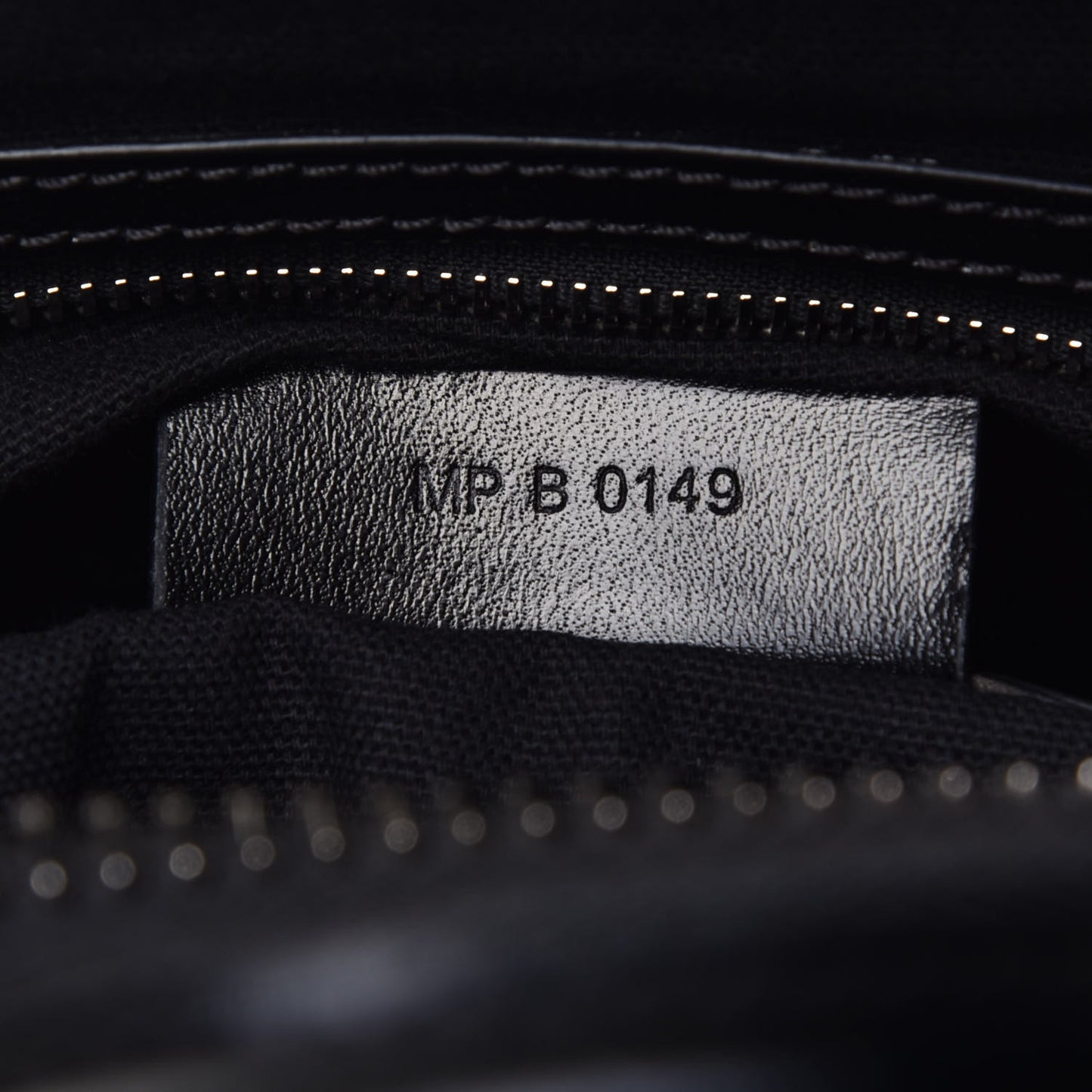 Shiny Lord Calfskin Mini Antigona Black