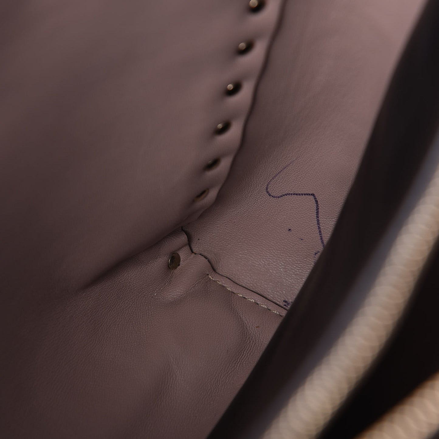 Vitello Small Rockstud Top Handle Tote Black