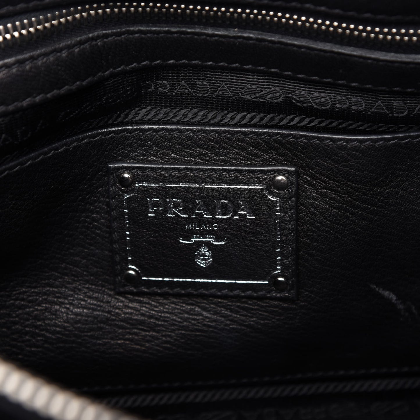 Vitello Daino Shopping Tote Nero Black